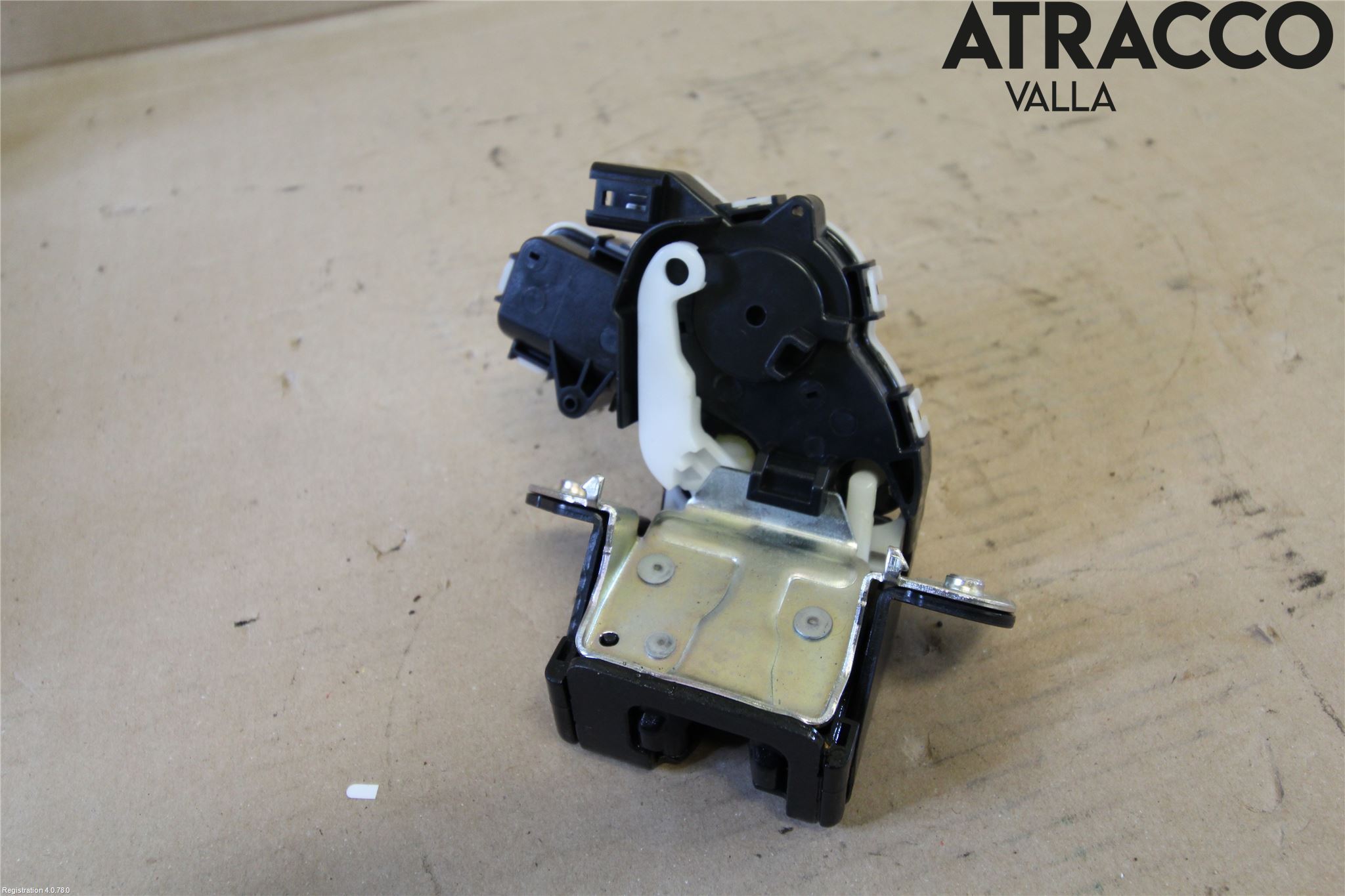 Mazda 3 III 14-19 Låskista Baklucka