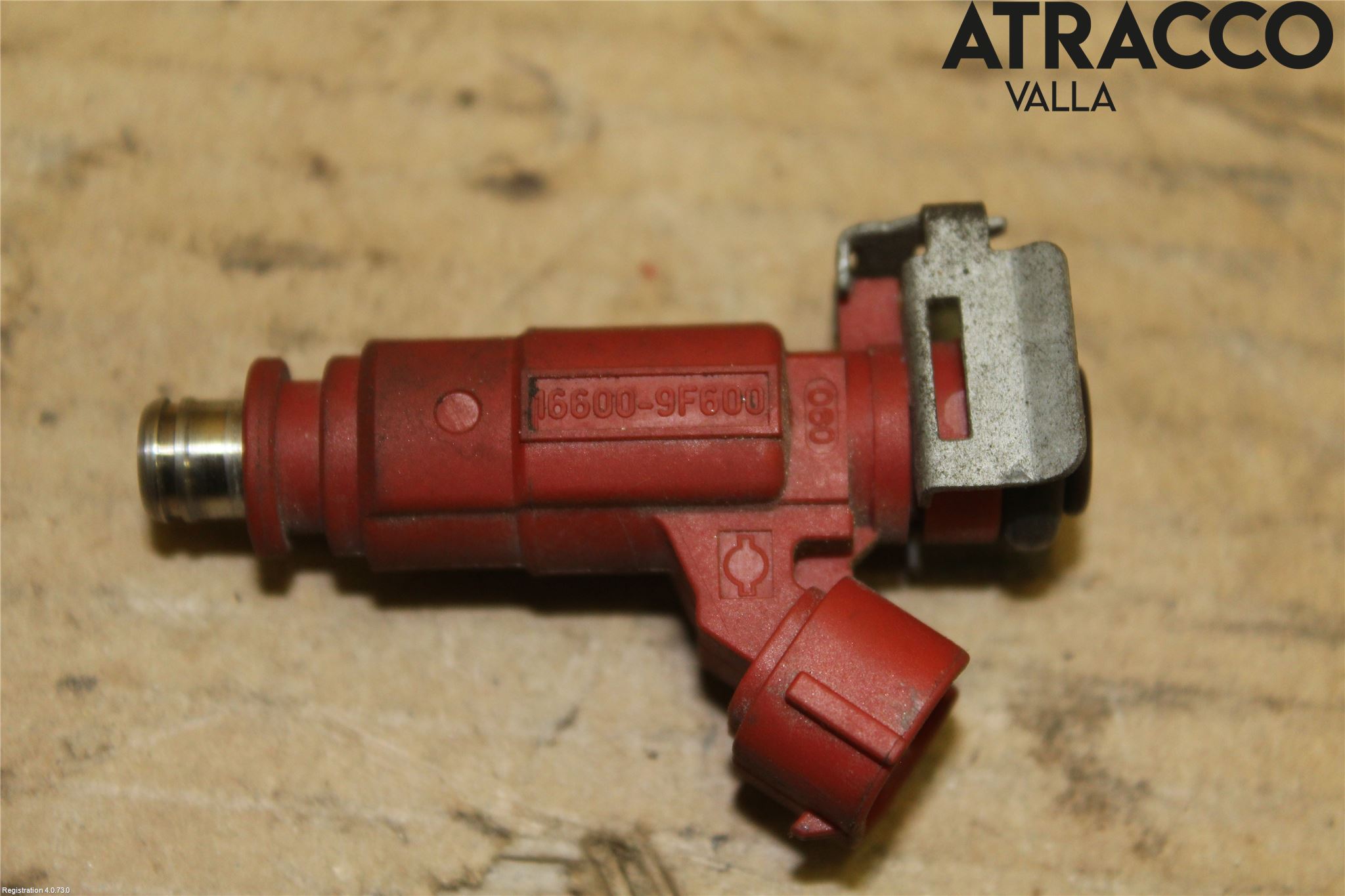 Nissan ALMERA    00-06 Injspridare
