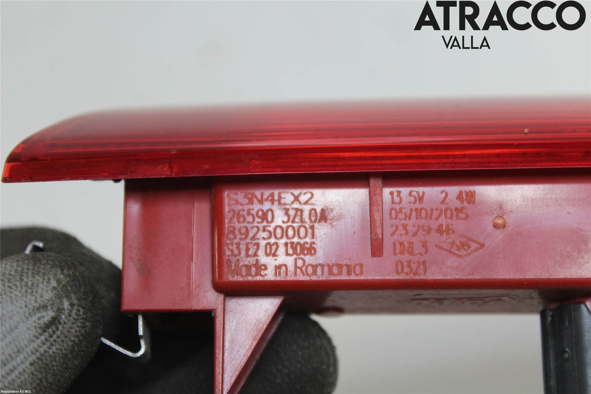 Nissan PULSAR Bromsljus Bakruta