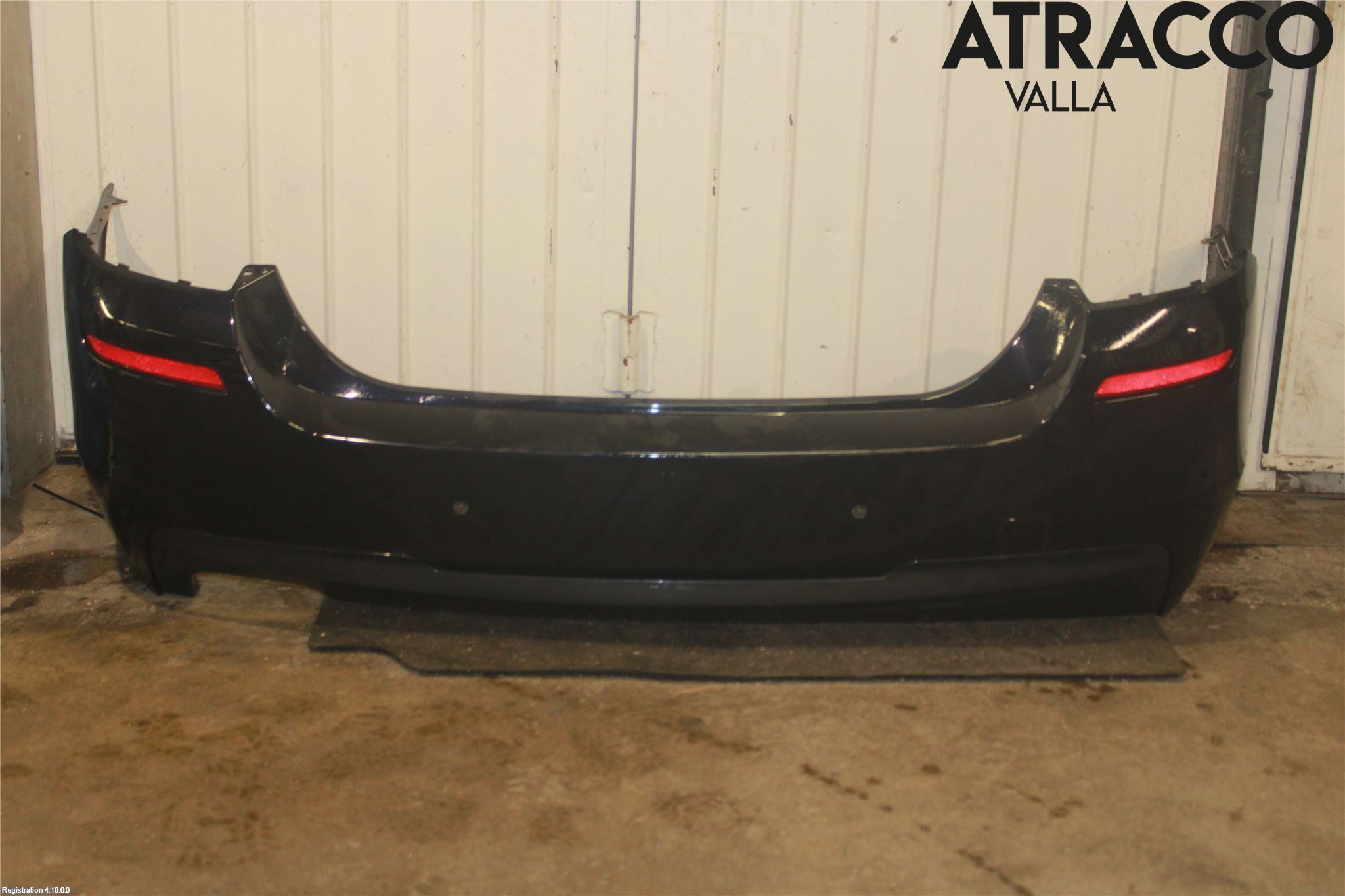 BMW 5 F10/F11/F18 09-17 Stötfångarbeklädnad Bak