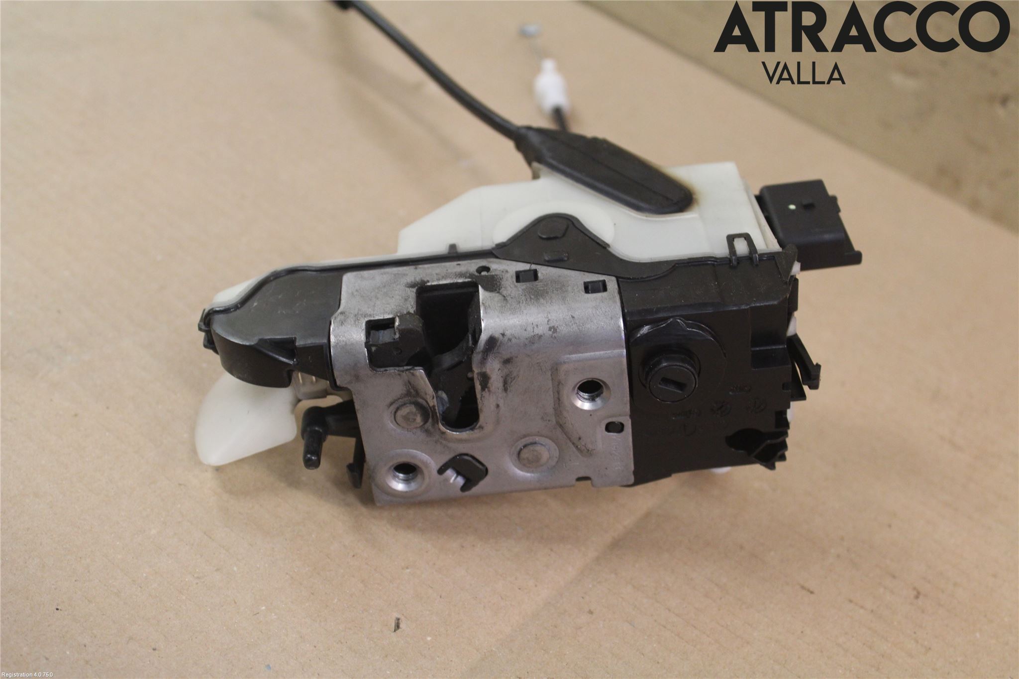 Peugeot 2008 13-20 Låskista-Dörrlås