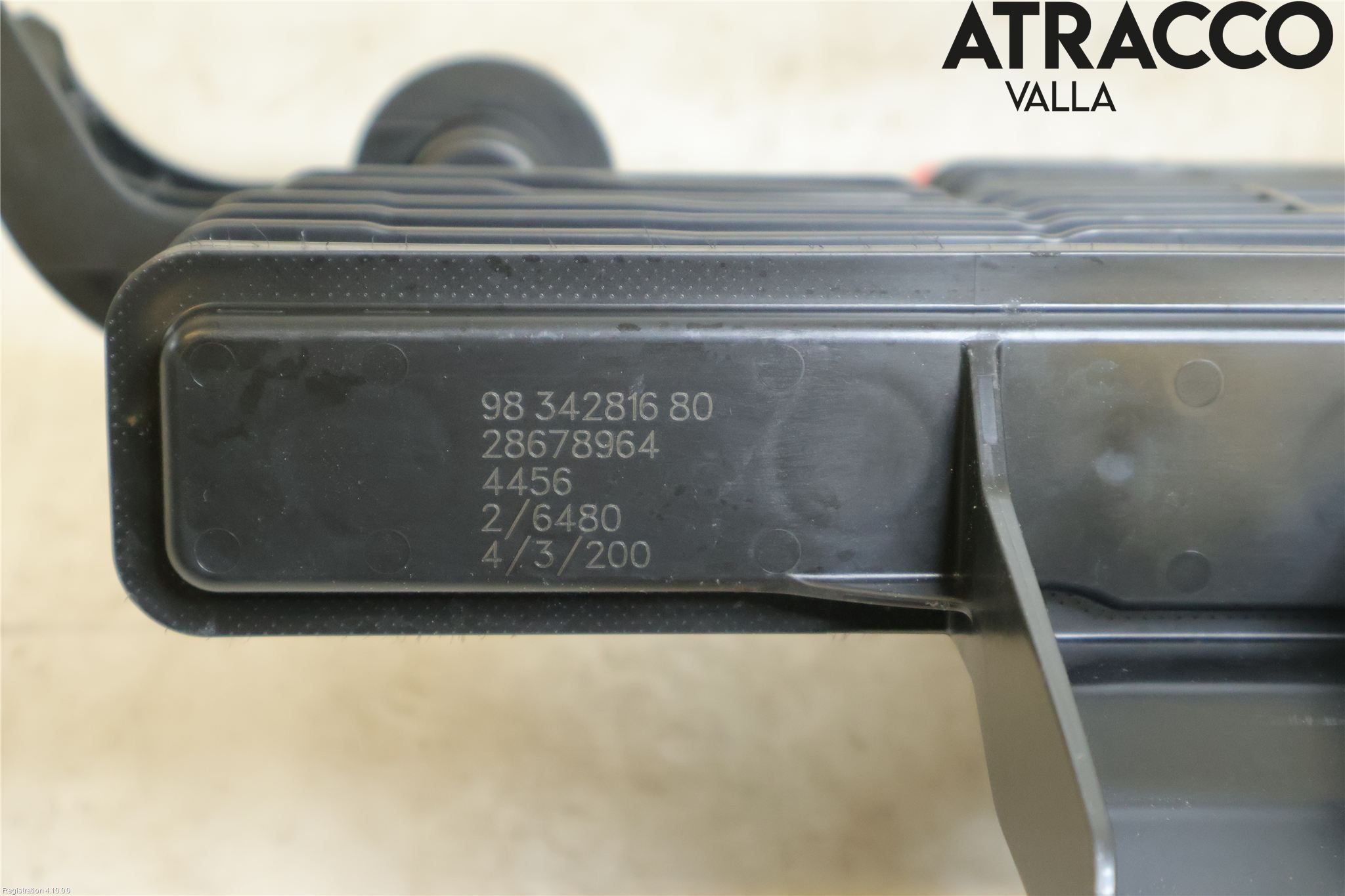 Peugeot 408 22- Bränsle Kolkanister