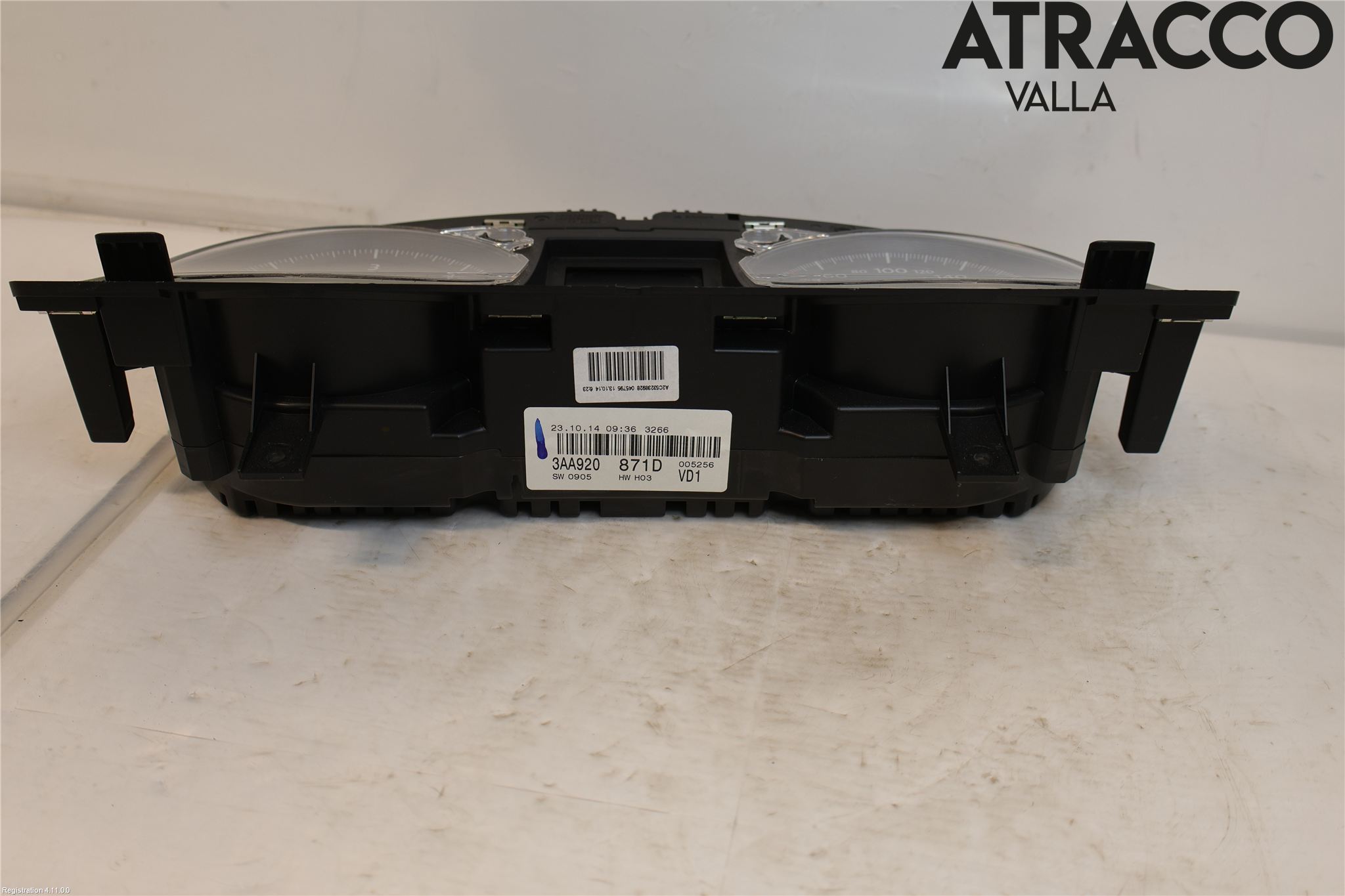 Volkswagen VW PASSAT 11-14 Instrument Komb