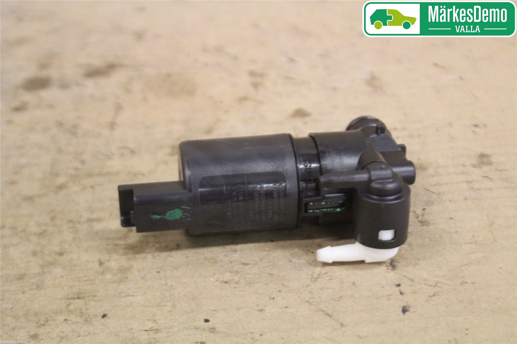 Dacia SANDERO/STEPWAY 13-20 Spolarpump Vindruta