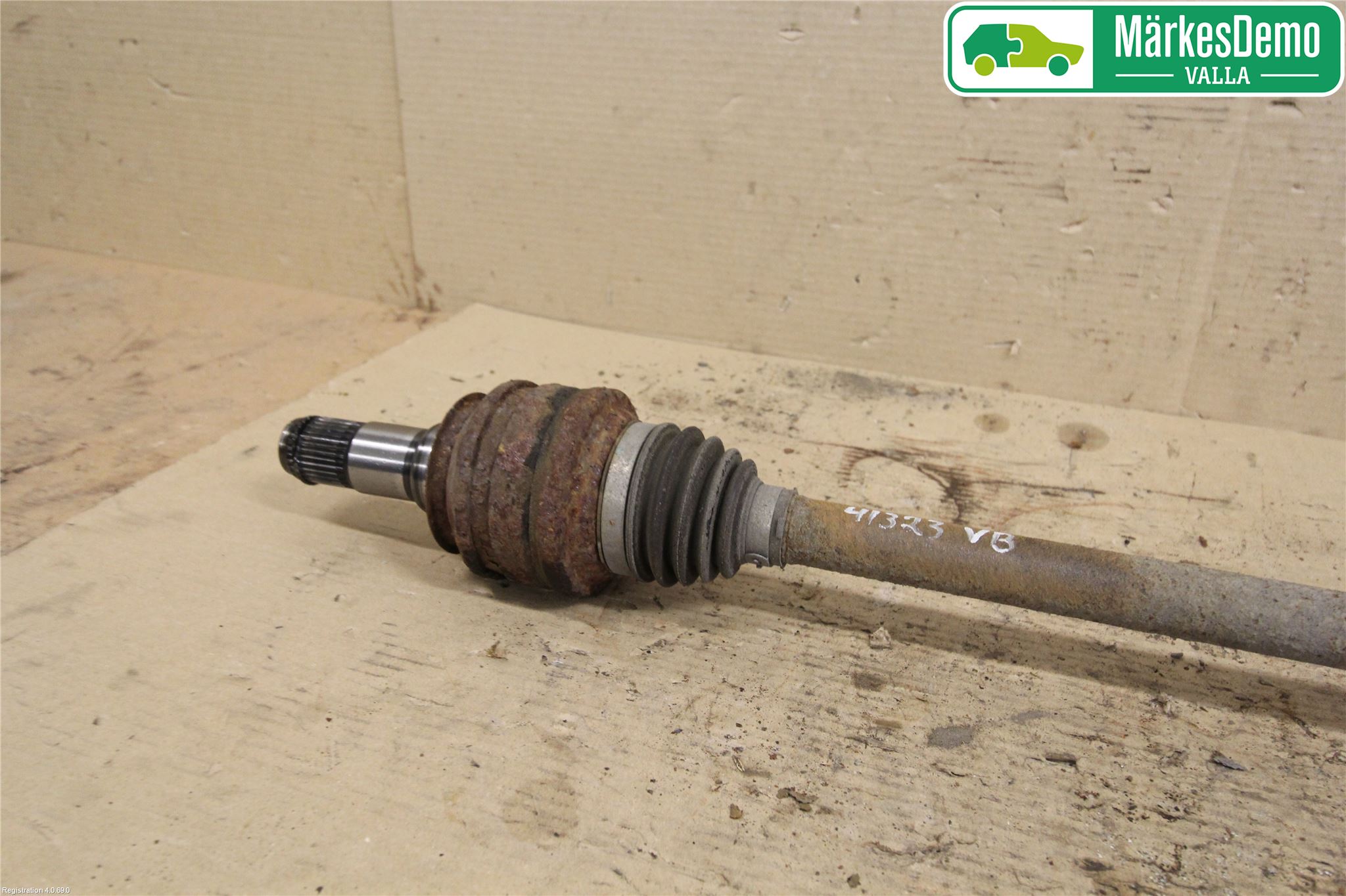 Lexus IS 220d/250/350 06-13 Drivaxel Bak Vänster