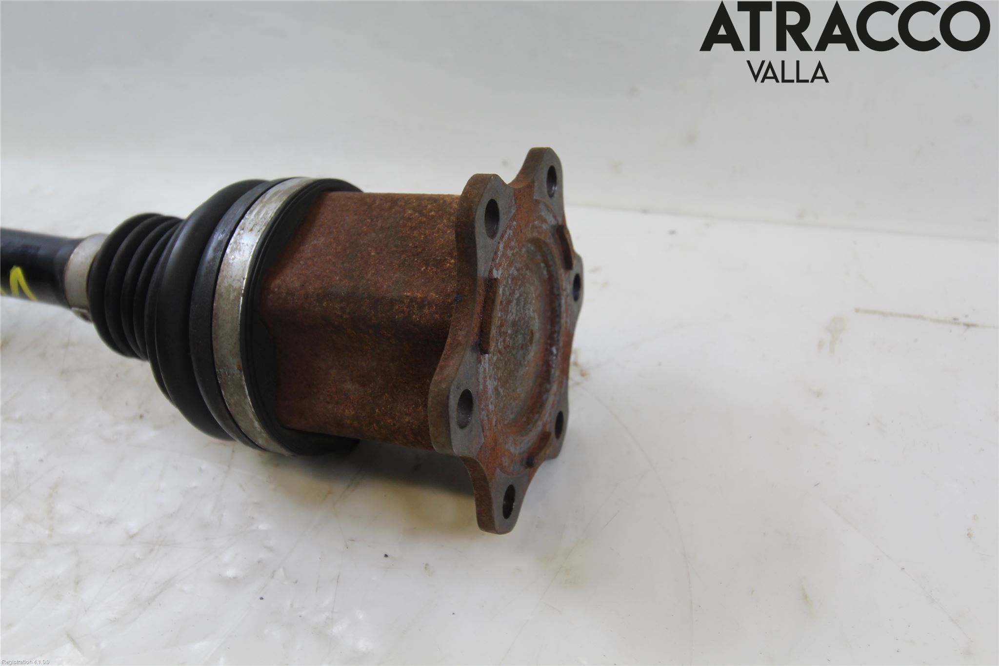 Volkswagen VW PASSAT 11-14 Drivaxel Fram Höger