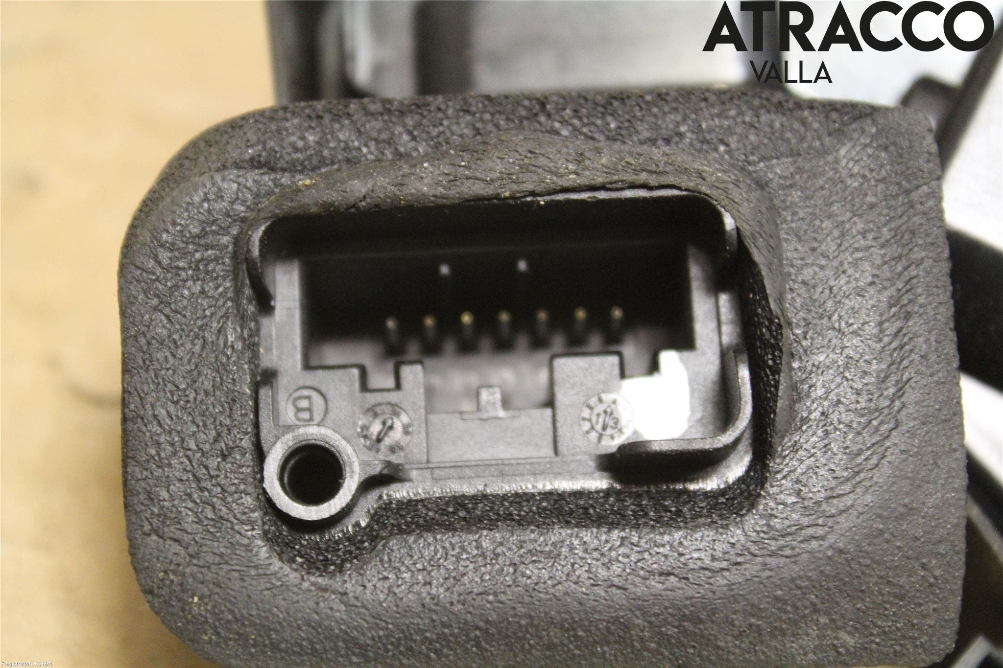 Volkswagen VW POLO 10-17 Låskista-Dörrlås