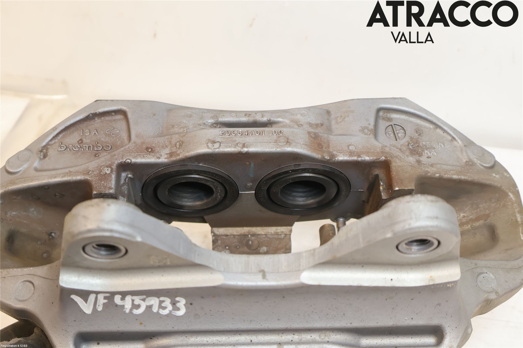 Tesla MODEL Y 21- Bromsok Fram Vänster