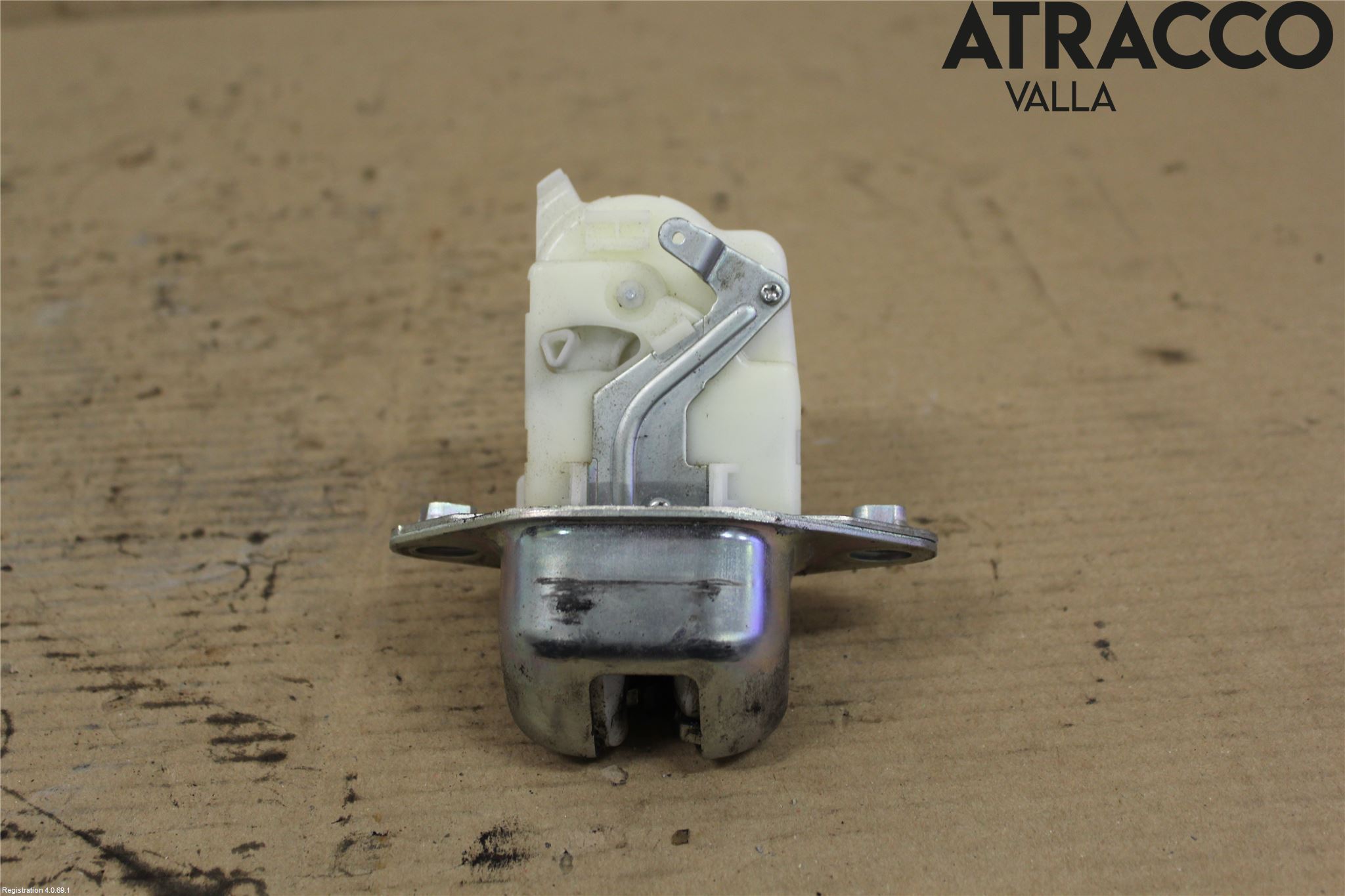 Subaru OUTBACK 10-15 Låskista Baklucka