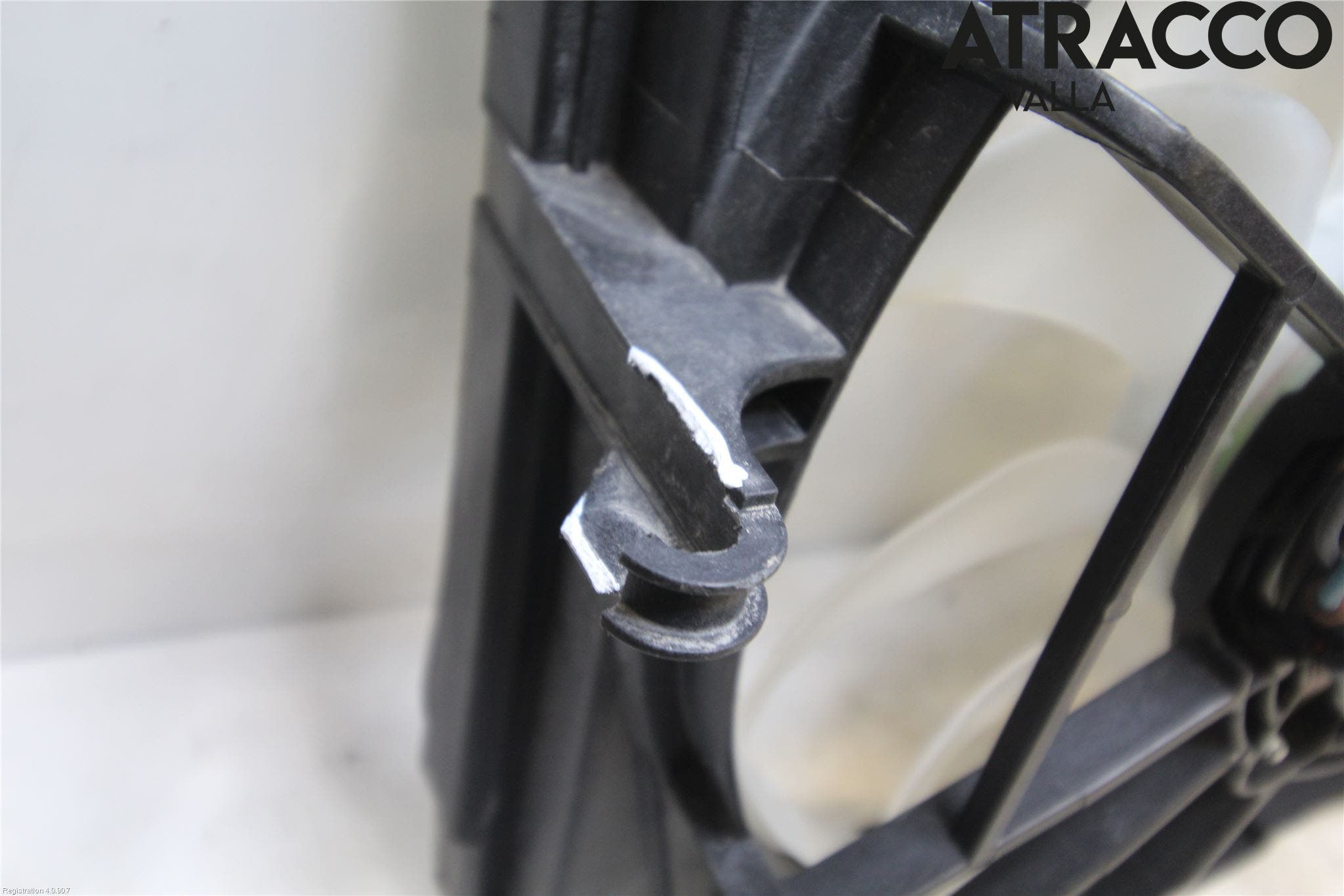 Mitsubishi OUTLANDER 13-21 Kylfläktkåpa