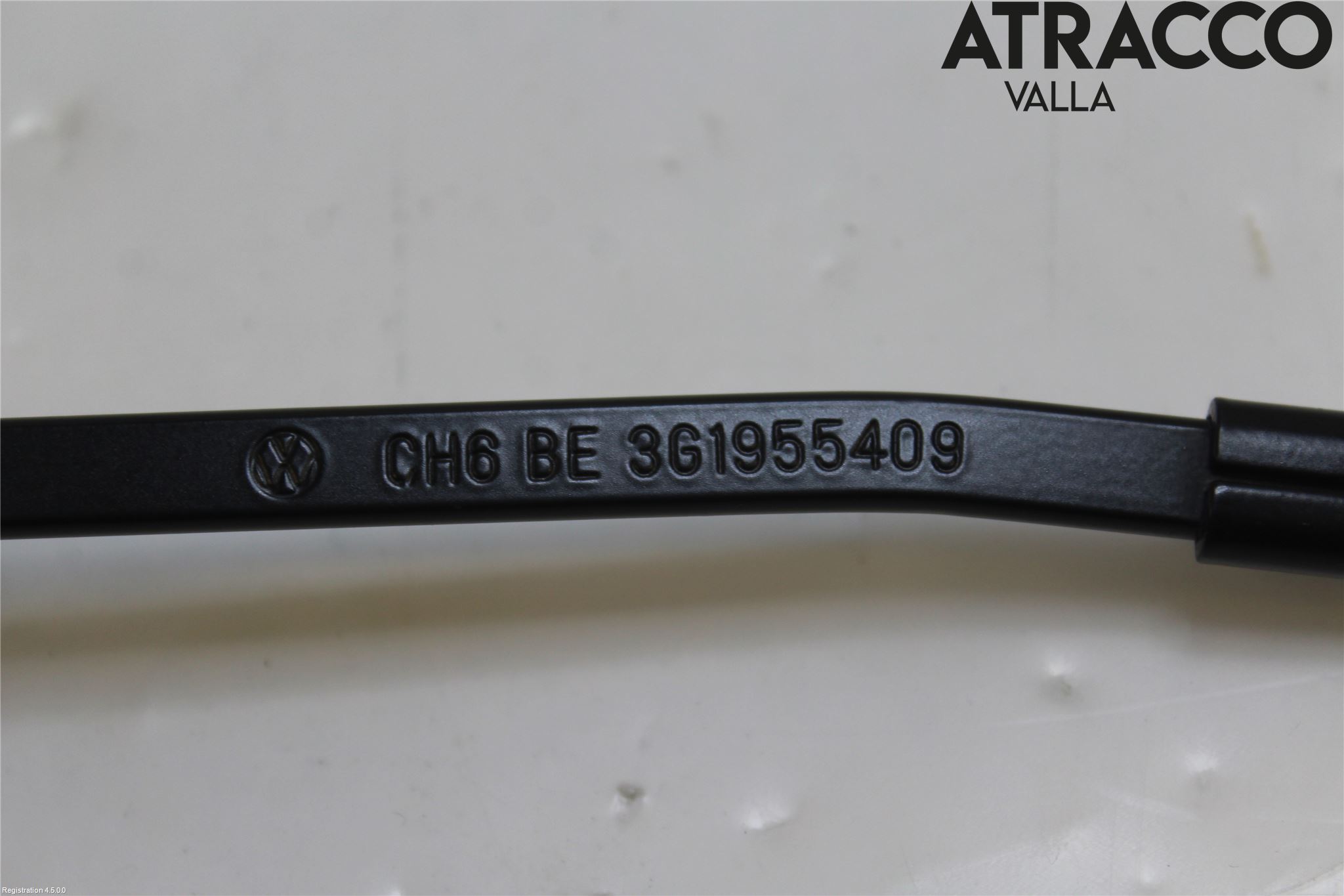 Volkswagen VW PASSAT 15-19 Torkararm Armar Vindruta