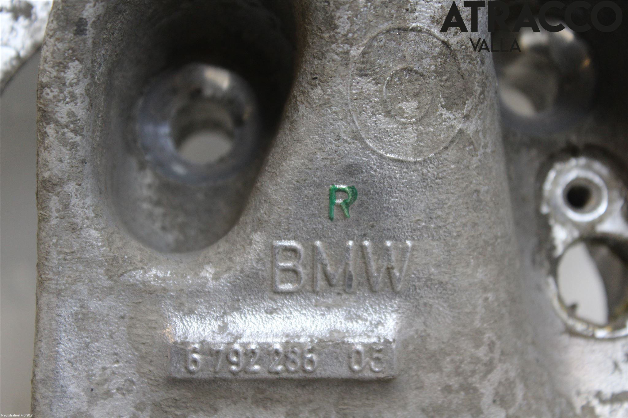 BMW 1 F20/F21 11-19 Styrspindel Lagerhus Hö