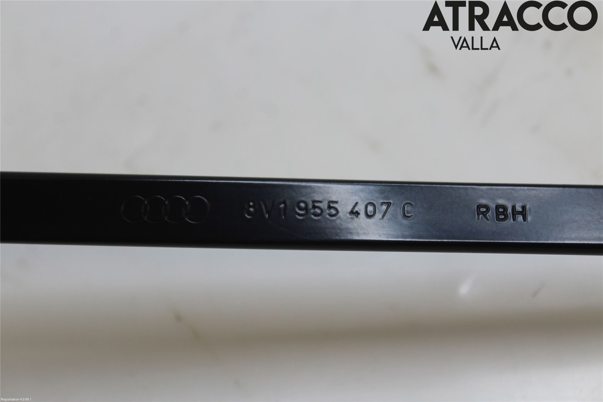 Audi A3/S3 8V 13-20 Torkararm Armar Vindruta