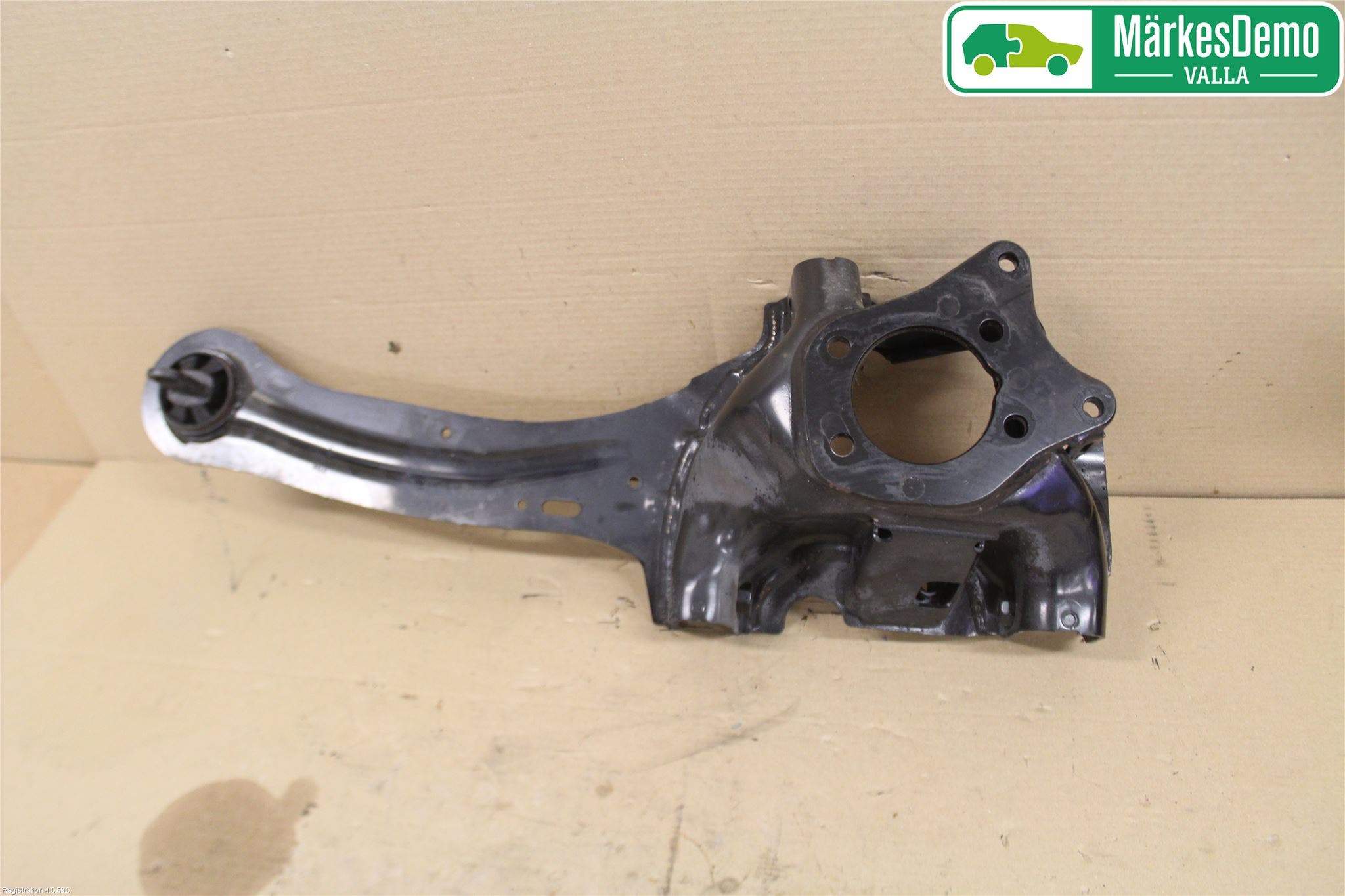 Volvo V40 12-19 Bärarm Bak Vänster