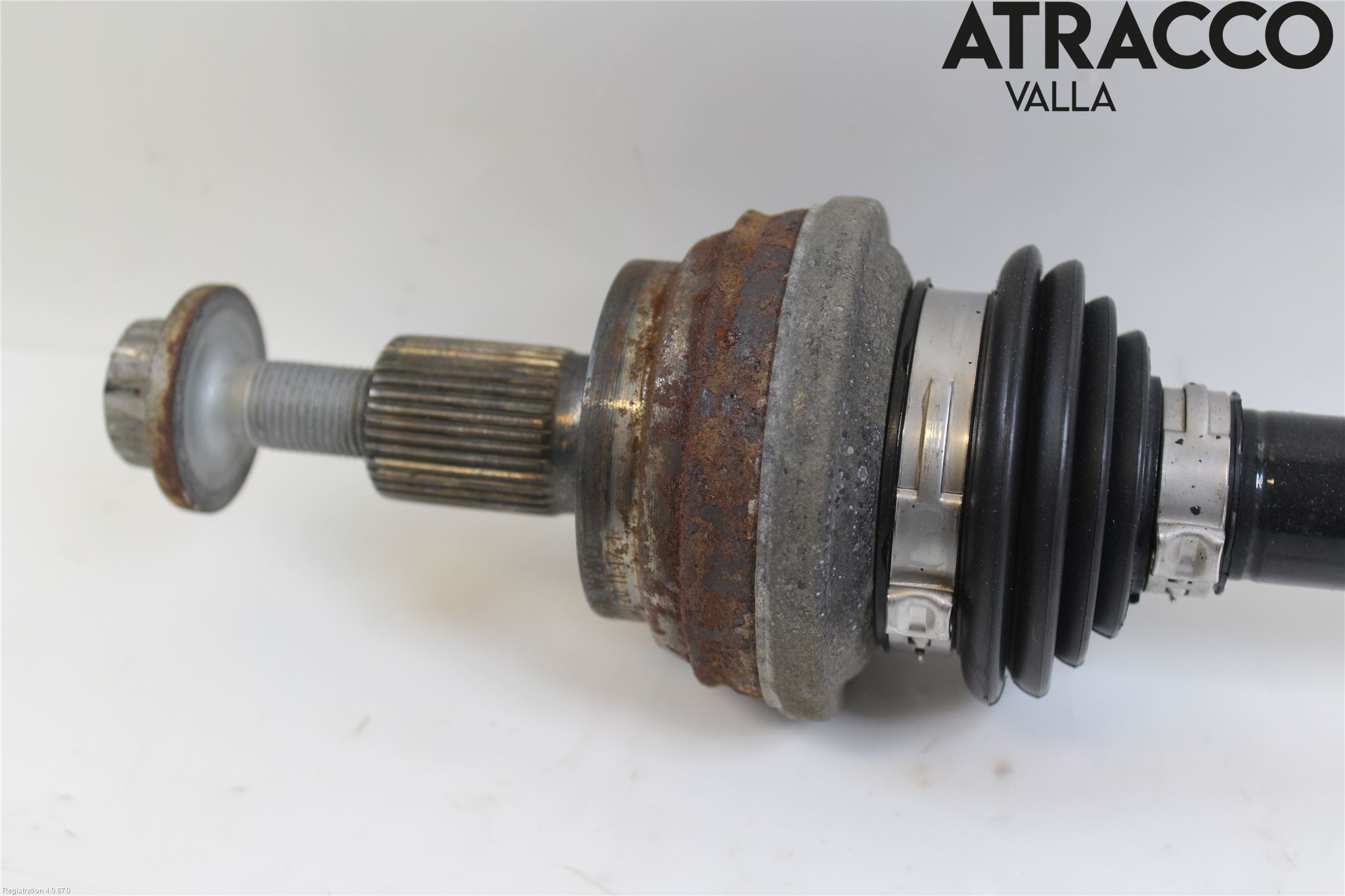 Volkswagen VW TIGUAN 16-24 Drivaxel Bak Höger