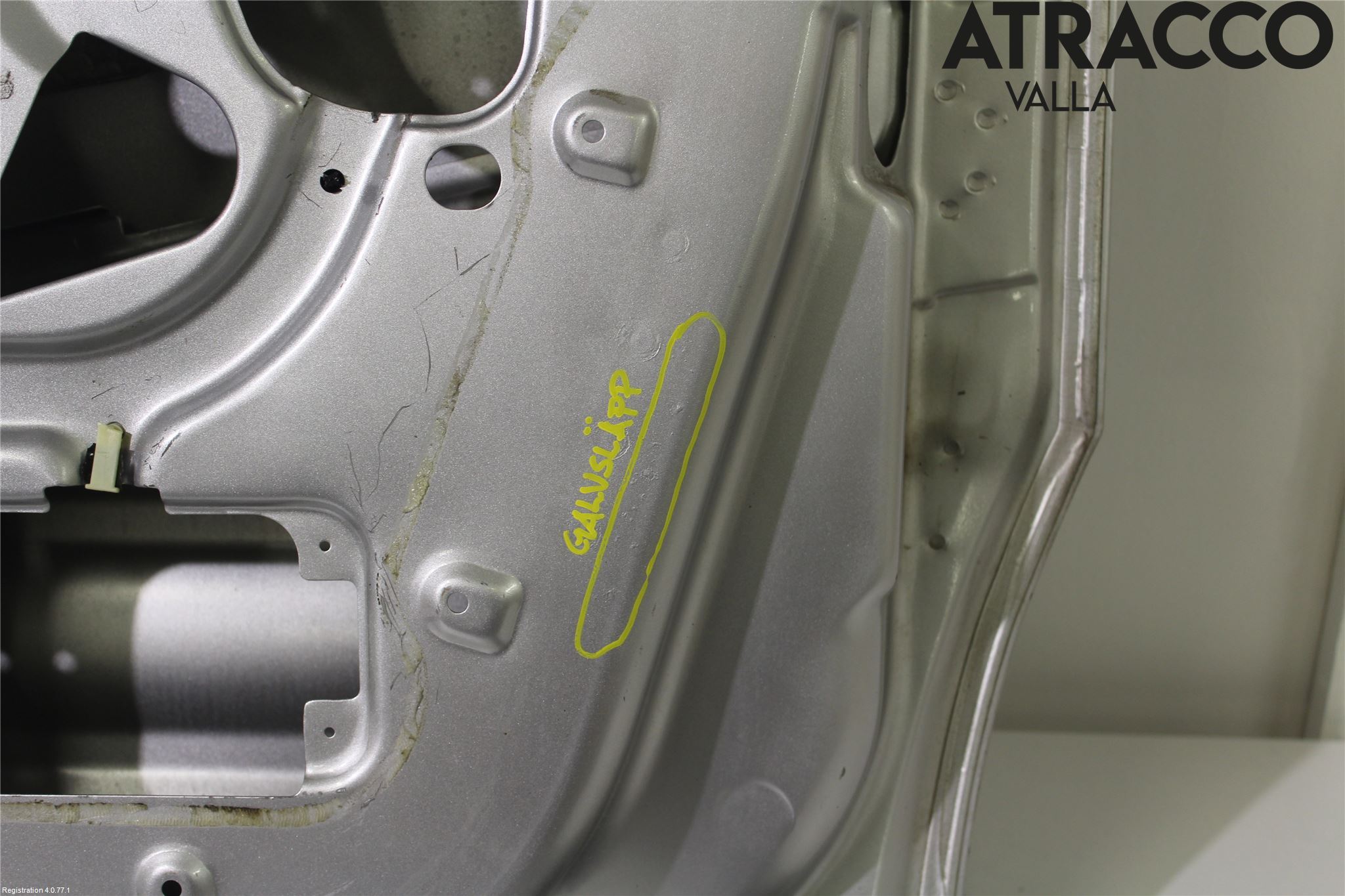 Ford TRANSIT CONNECT 09-13 Dörr Fram Vänster