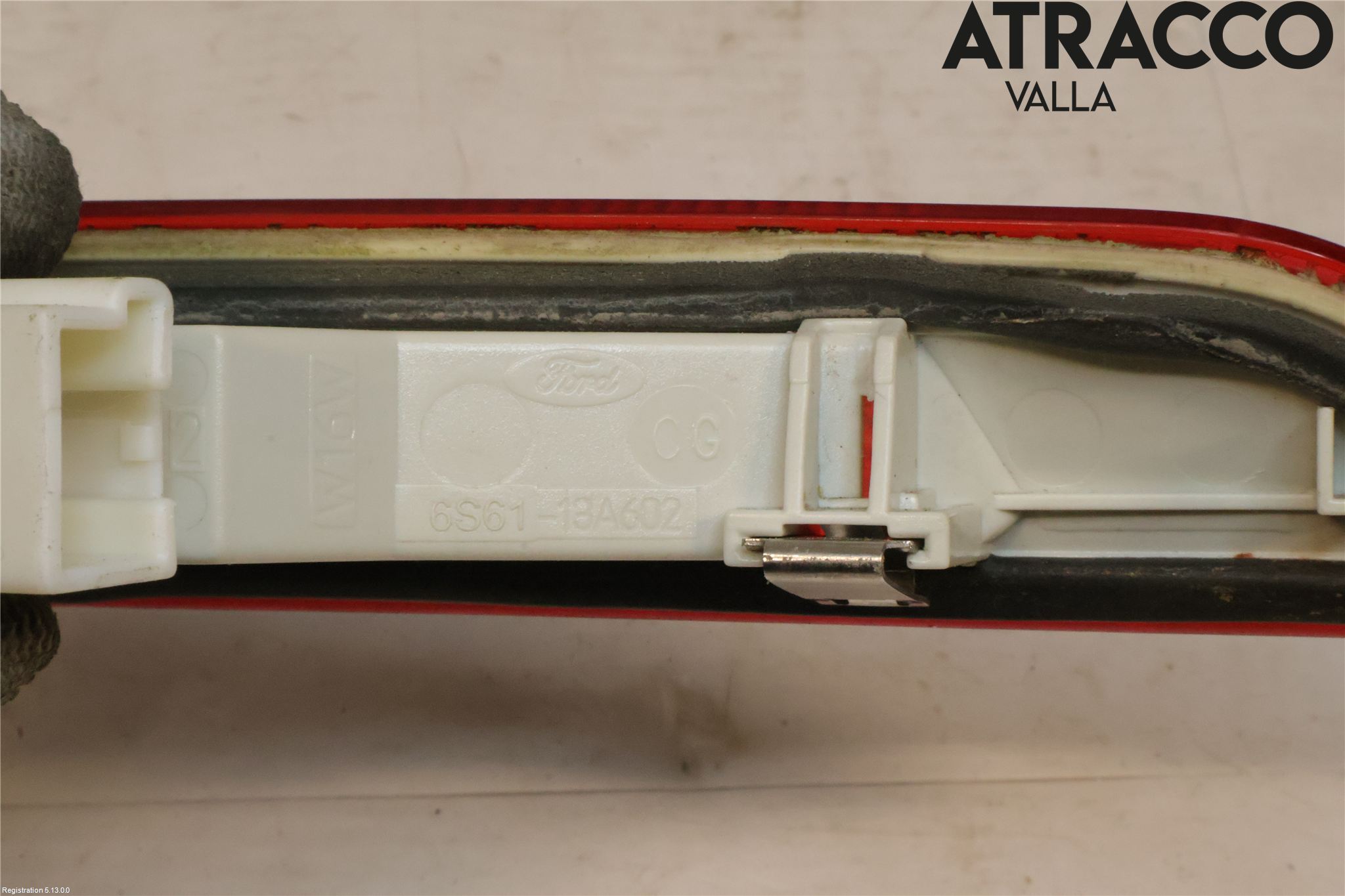 Ford FIESTA     06-08 Bromsljus Bakruta