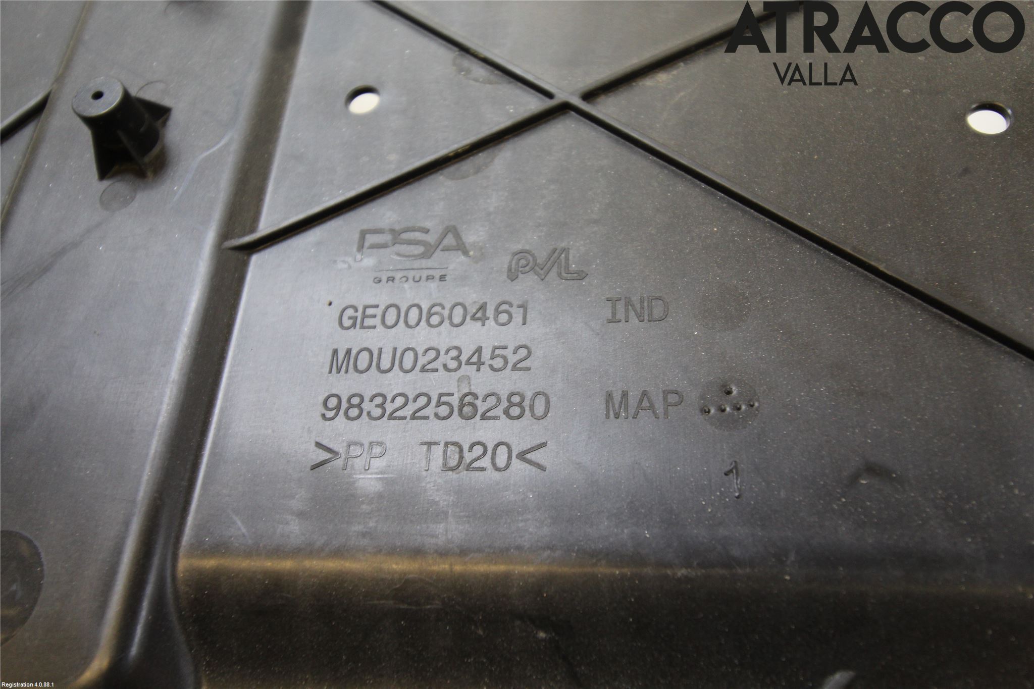 Peugeot 308/E-308 21- Hasplåt Plåt-Plast