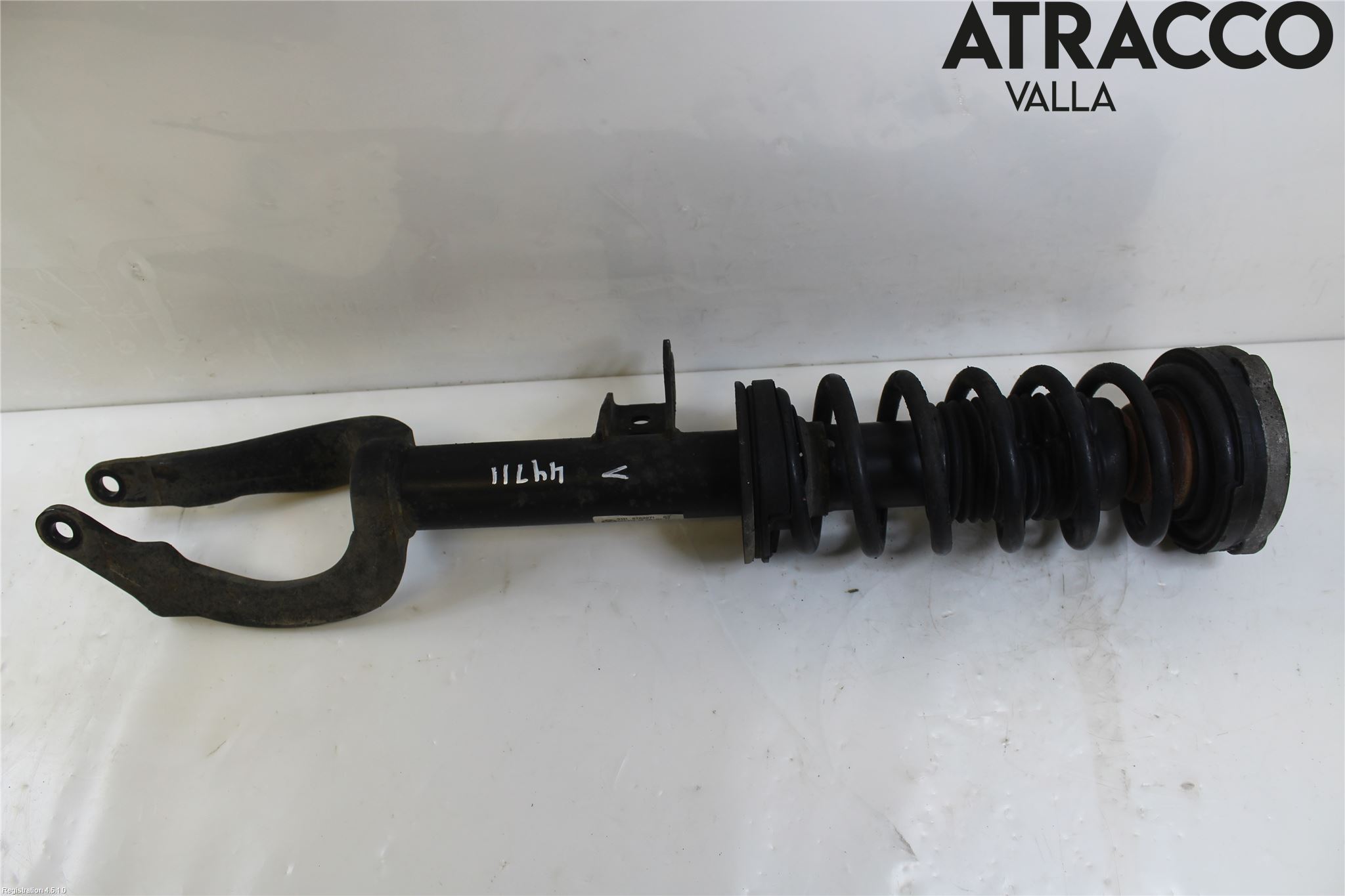 BMW 5 F10/F11/F18 09-17 Fjäderben Fram Vänster