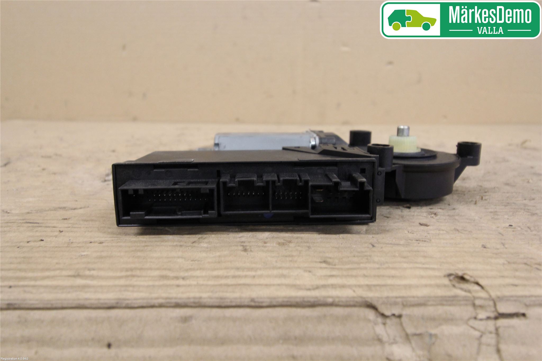 Audi A4/S4 05-07 Fönsterhissmotor