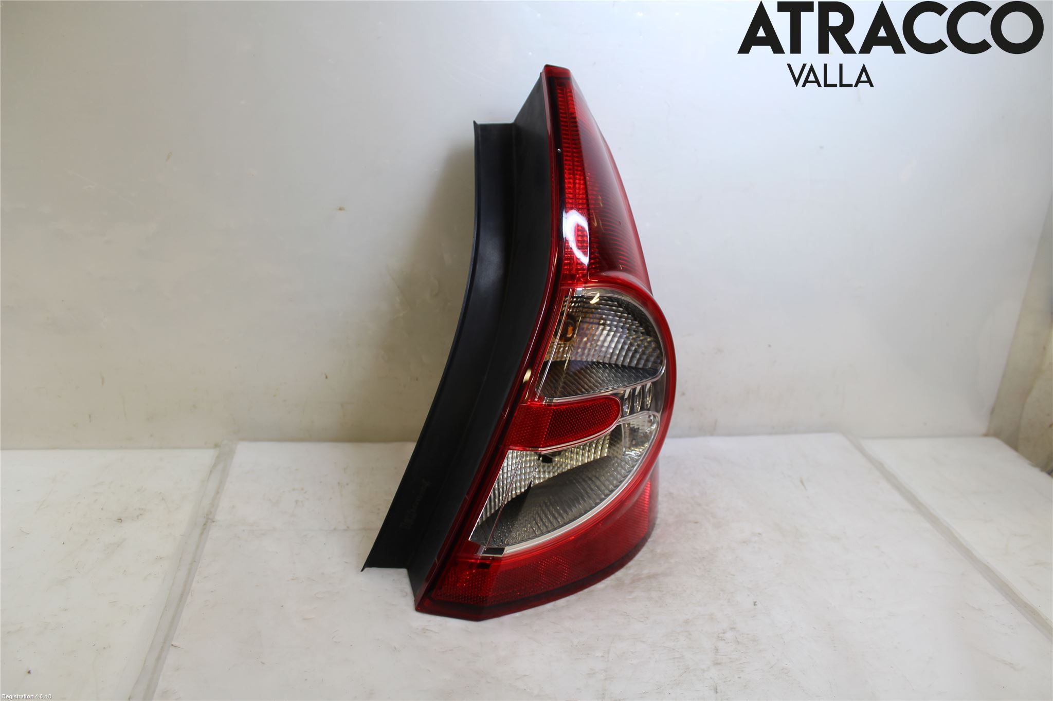 Dacia SANDERO 09-13 Bakljus Höger