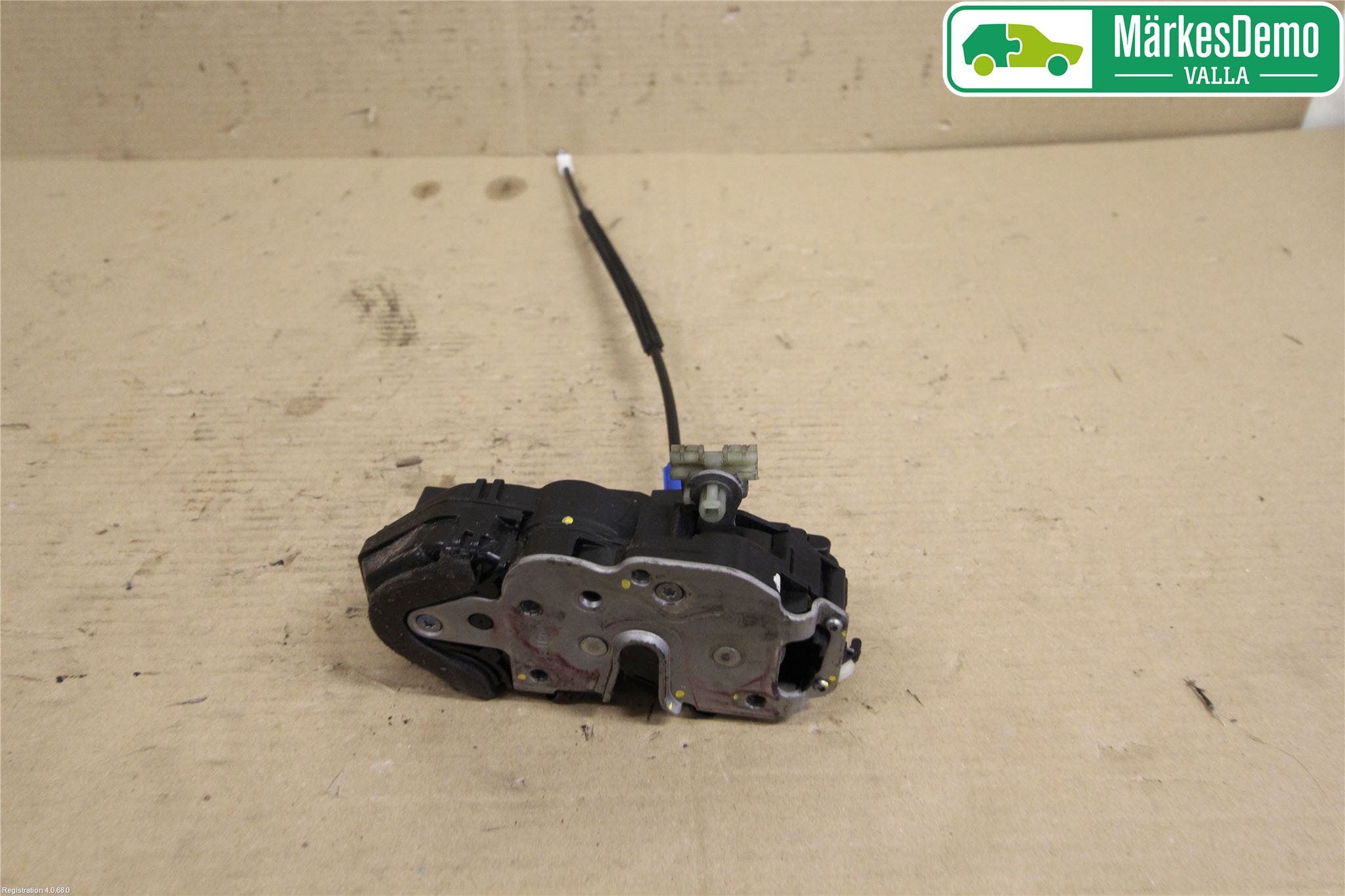 Opel ASTRA J 10-15 Låskista-Dörrlås