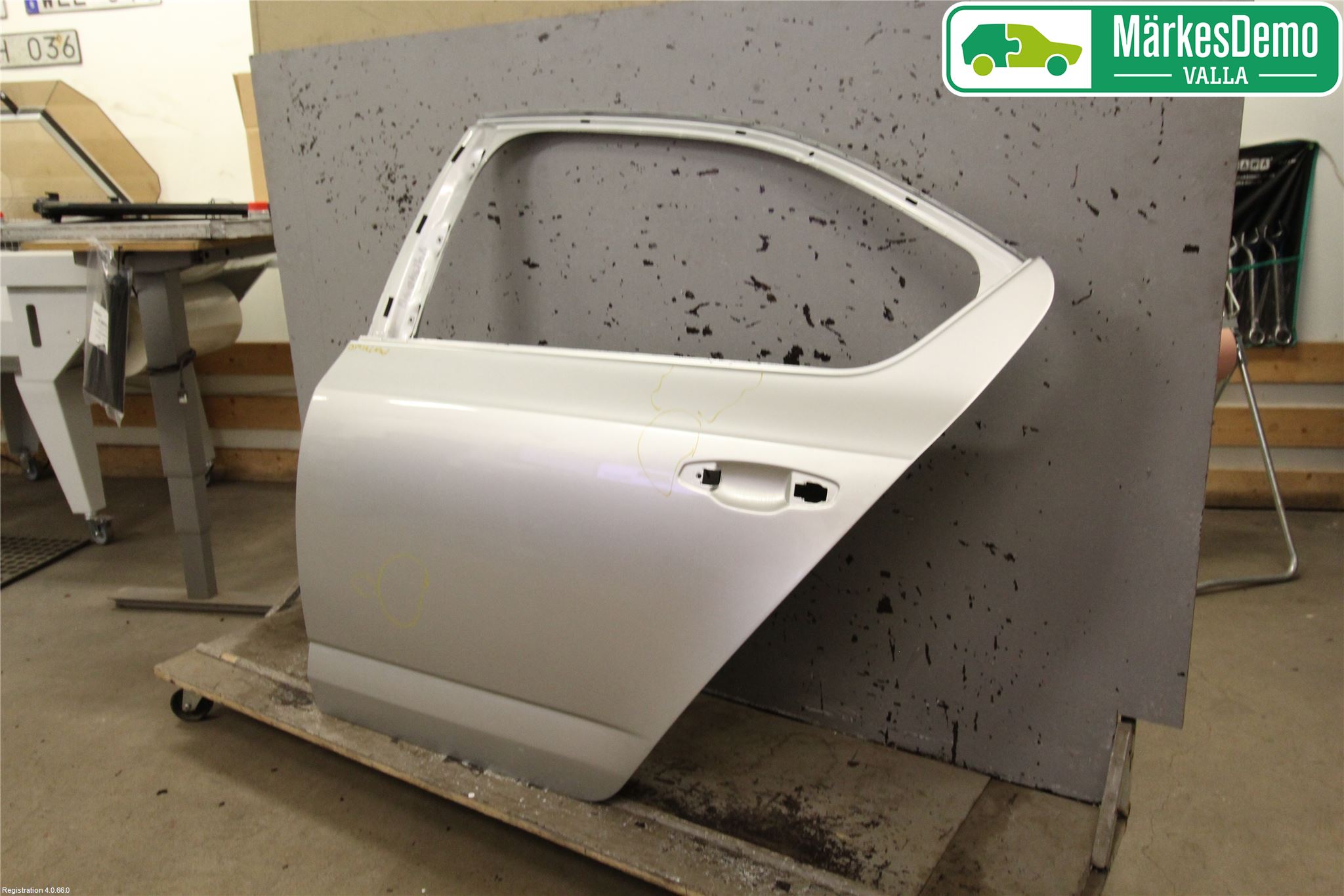 Skoda SUPERB 09-15 Dörr Bak Vänster