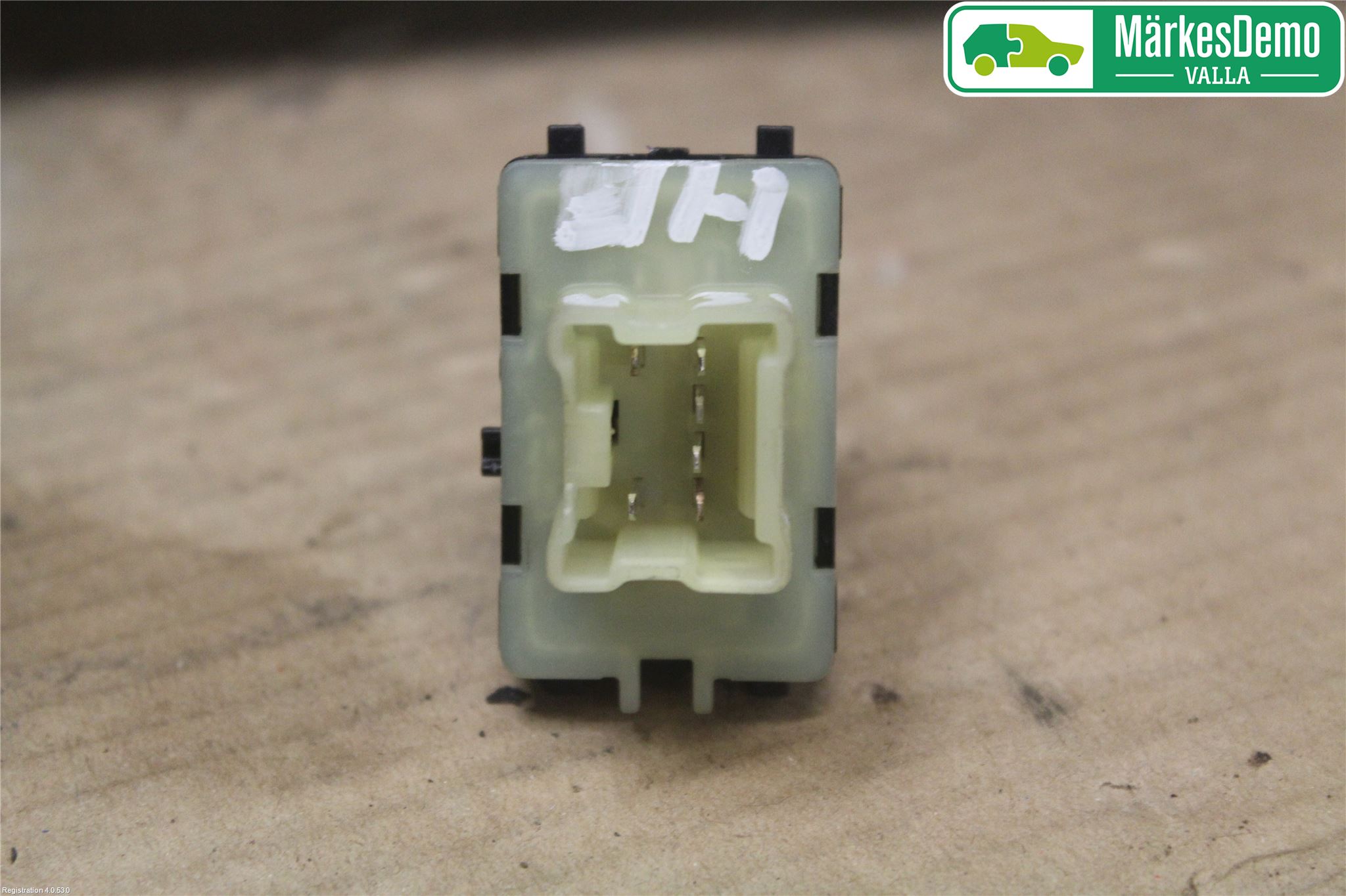 Renault CLIO IV 12-16 Strömställare Elhiss