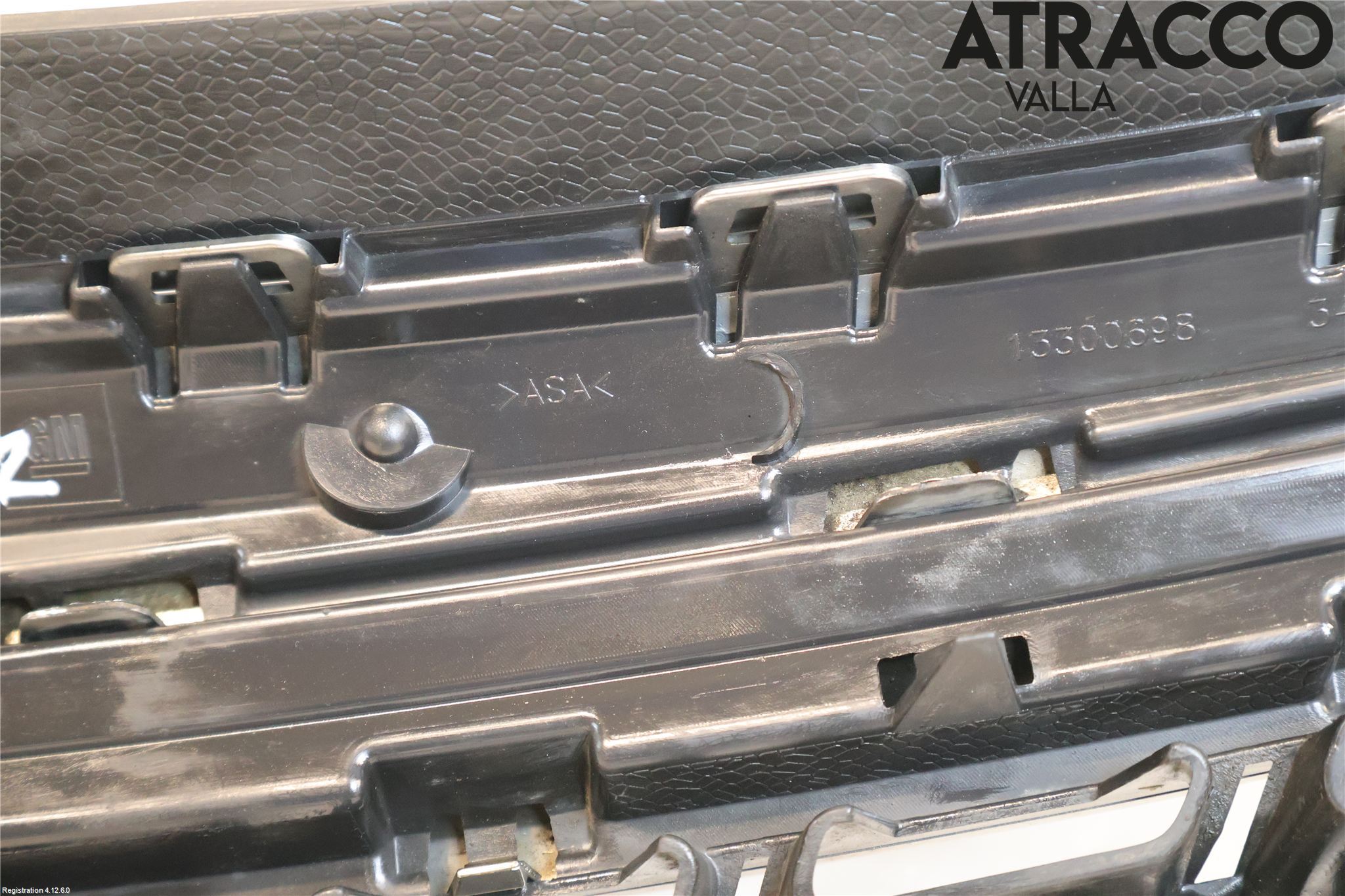 Opel ZAFIRA C 12-19 Grill Komp