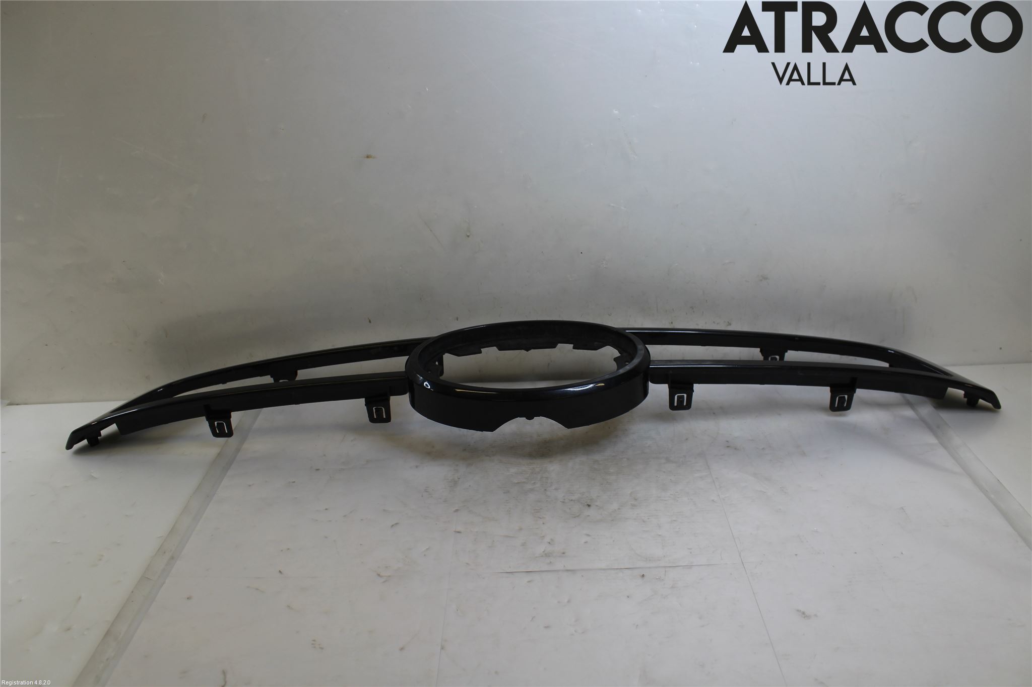 Toyota HILUX 16- Grillsarg