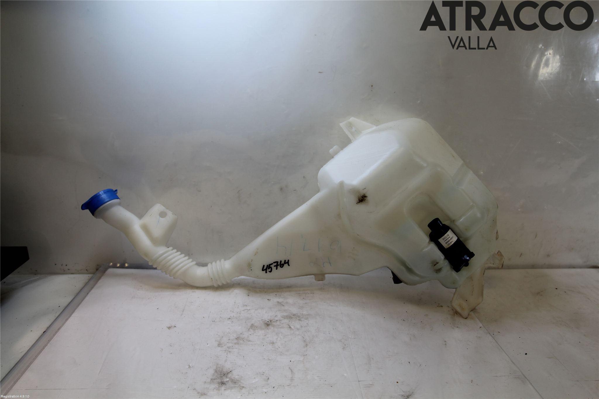 Tesla MODEL S 13- Spolartank Vindruta