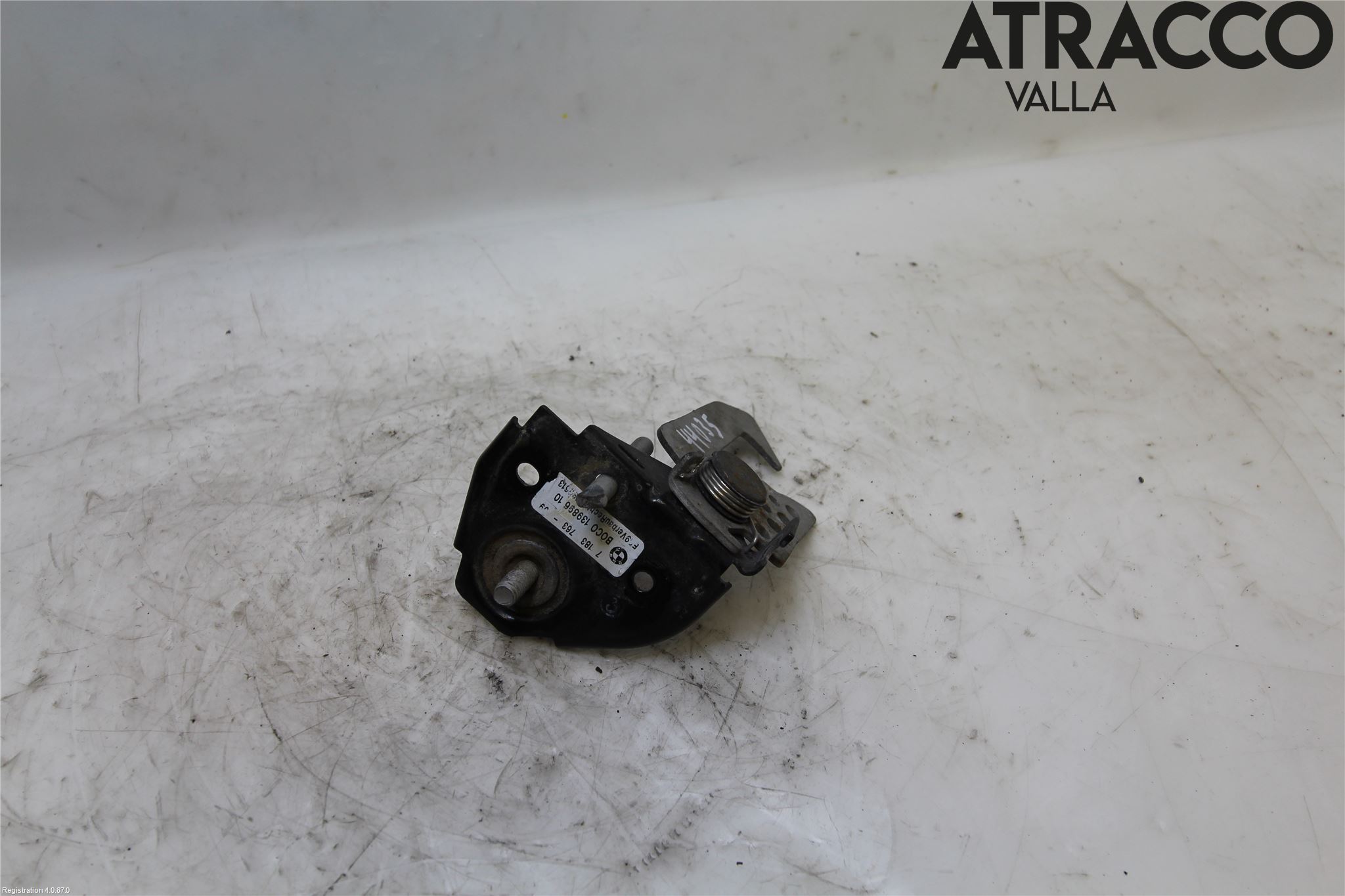 BMW 5 F10/F11/F18 09-17 Huv Spärr