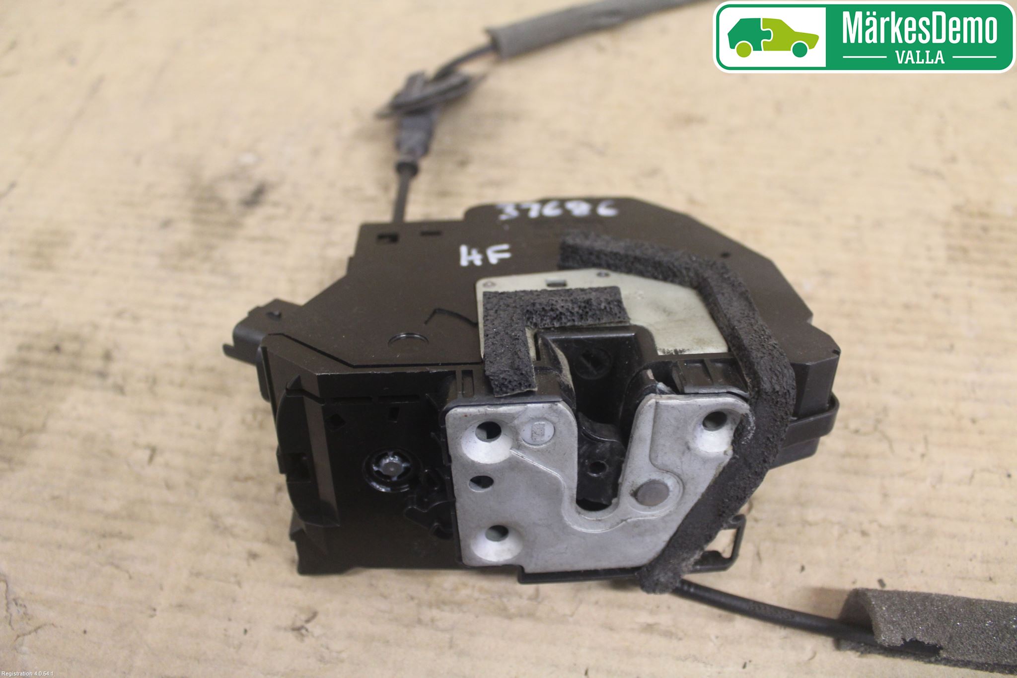 Renault CLIO IV 12-16 Låskista-Dörrlås