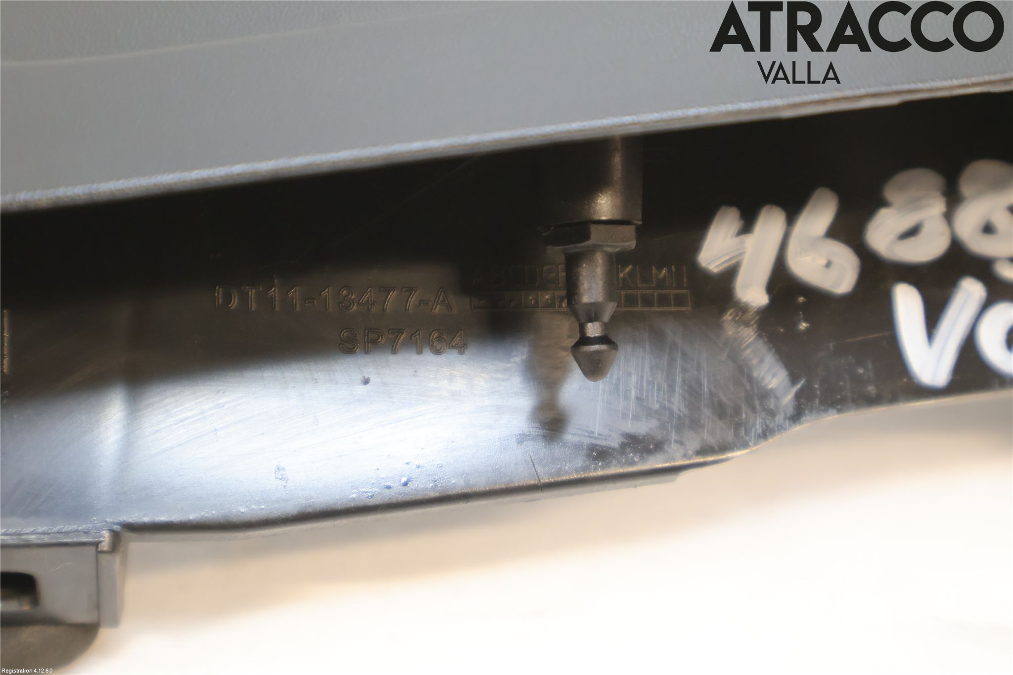 Ford TRANSIT/TOURNEO CONNECT 13-22 Bakljussarg