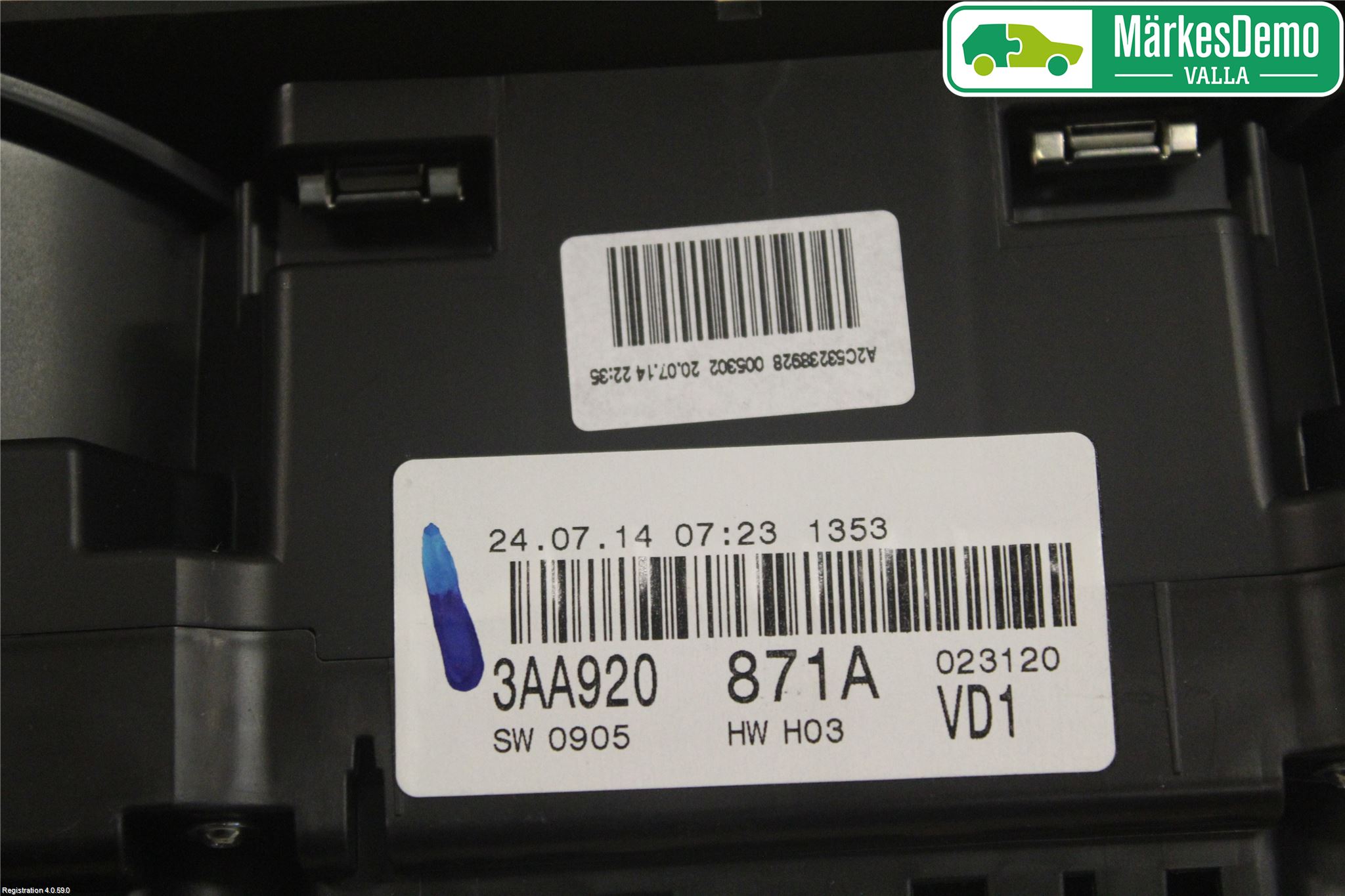 Volkswagen VW PASSAT 11-14 Instrument Komb