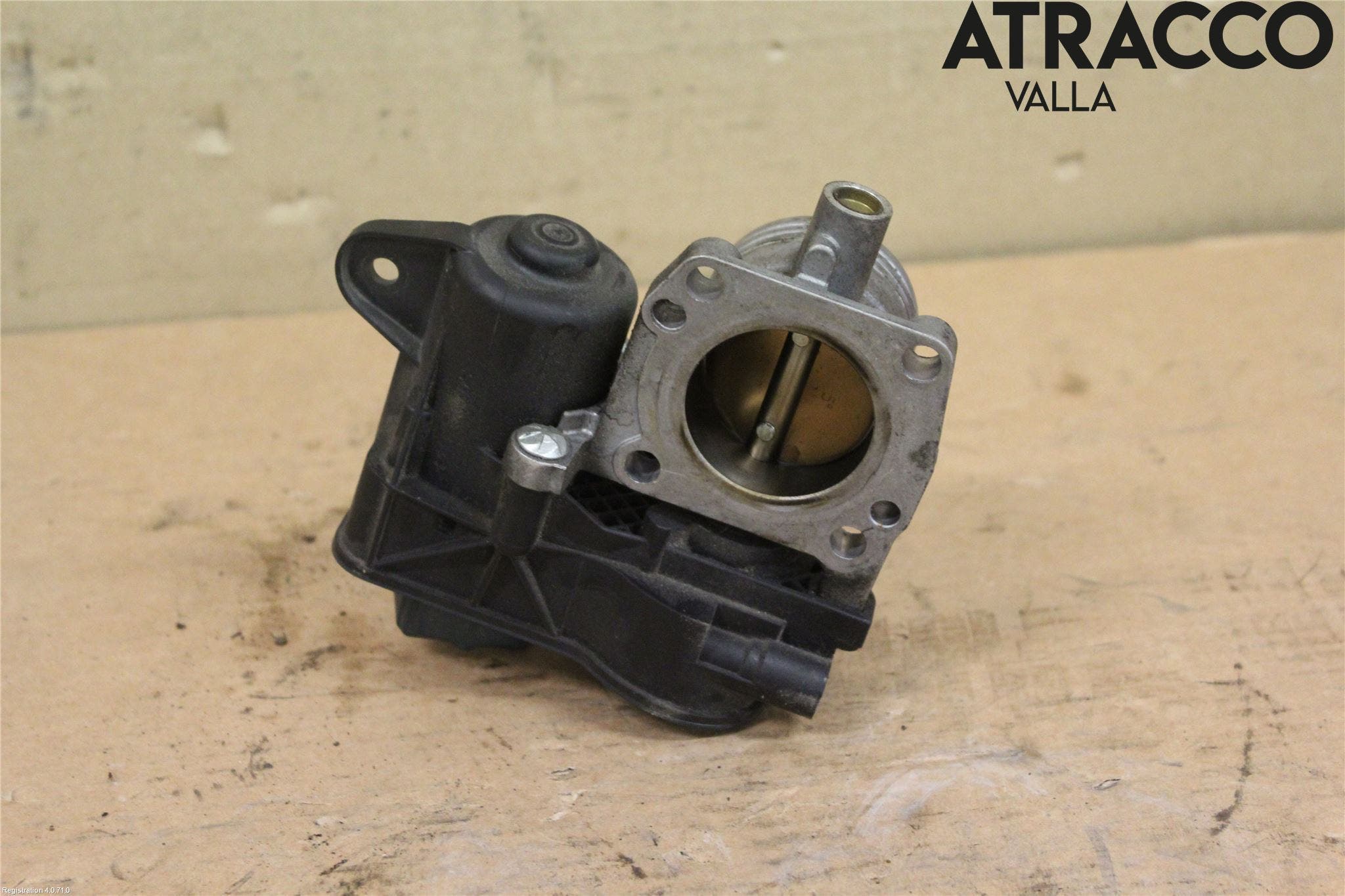 Peugeot 208 12-15 Injspjällhus