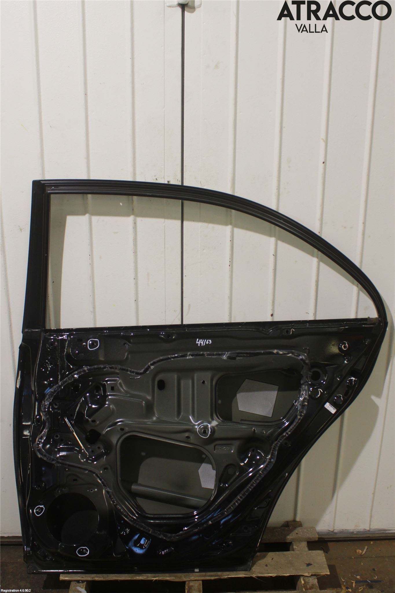 Toyota AVENSIS 03-06 Dörr Bak Höger
