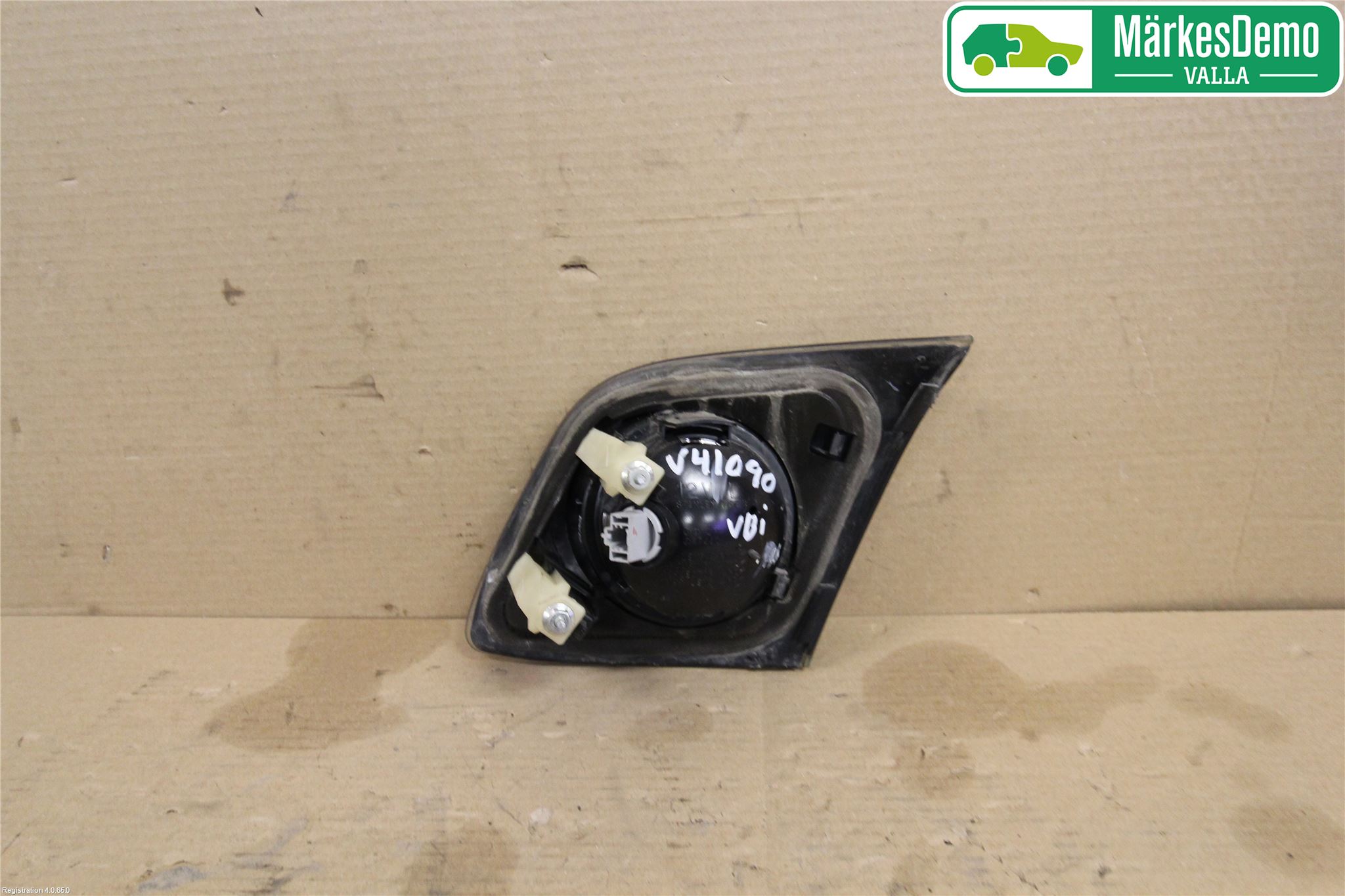 Mazda 3 I 07-08 Bakljus Lucka Vä