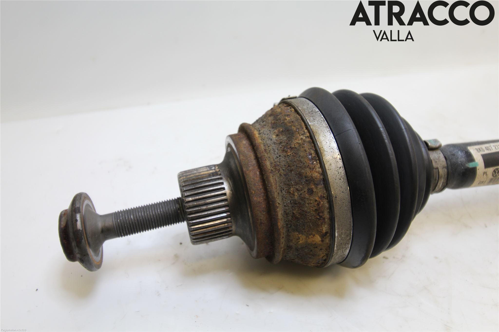 Audi A4/S4 08-11 Drivaxel Fram Vänster