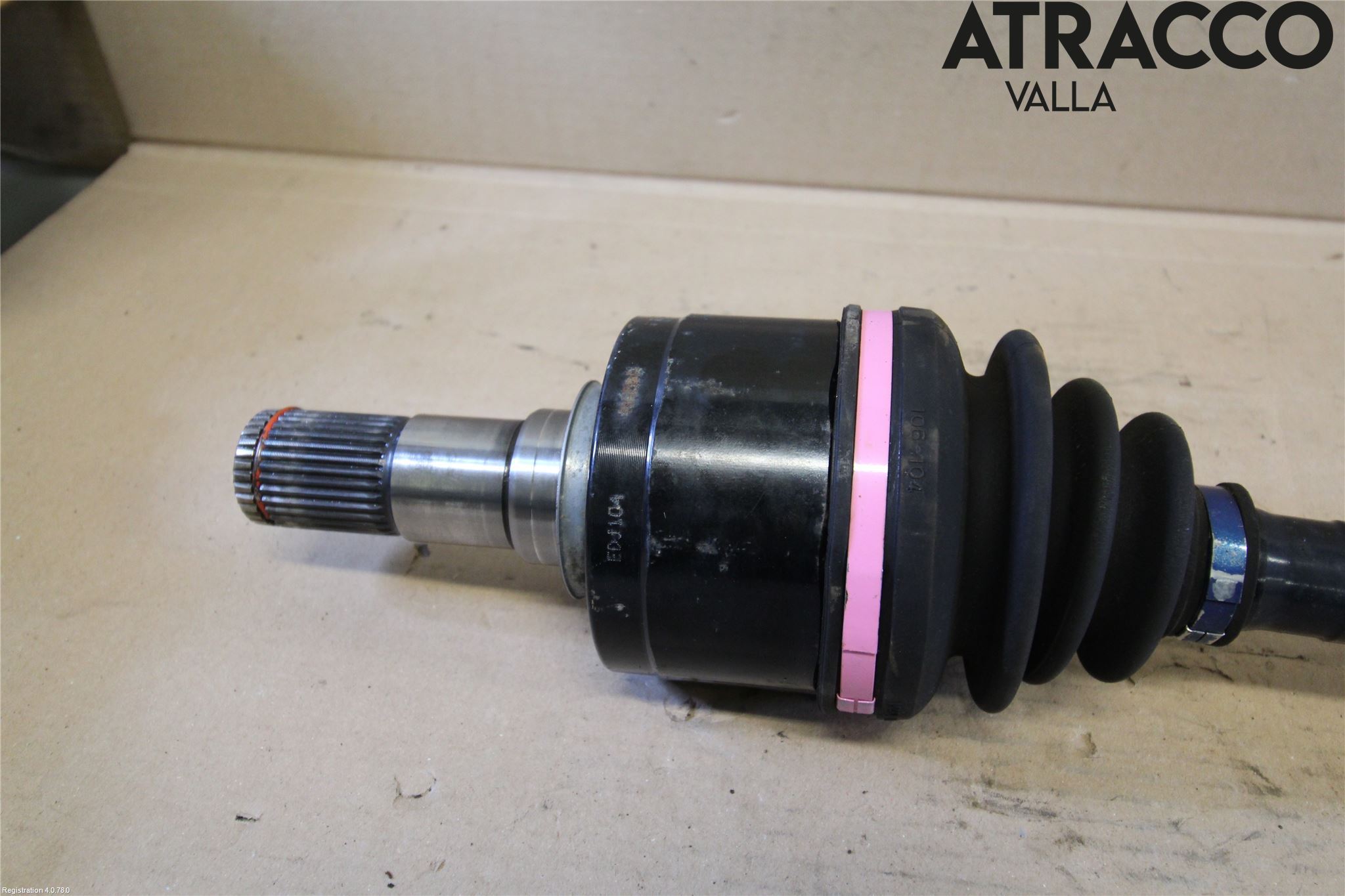 Mazda 3 III 14-19 Drivaxel Fram Vänster