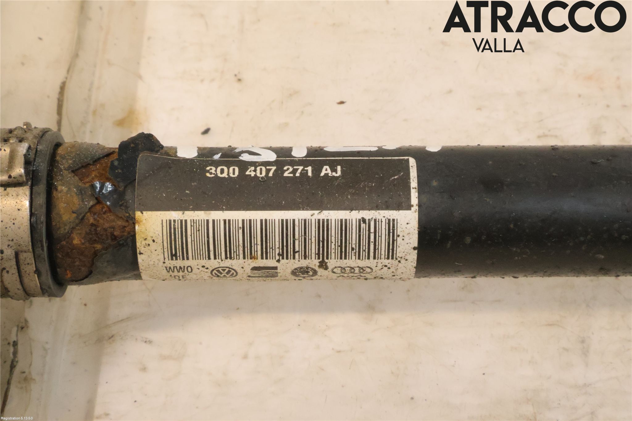 Volkswagen VW PASSAT 15-19 Drivaxel Fram Vänster