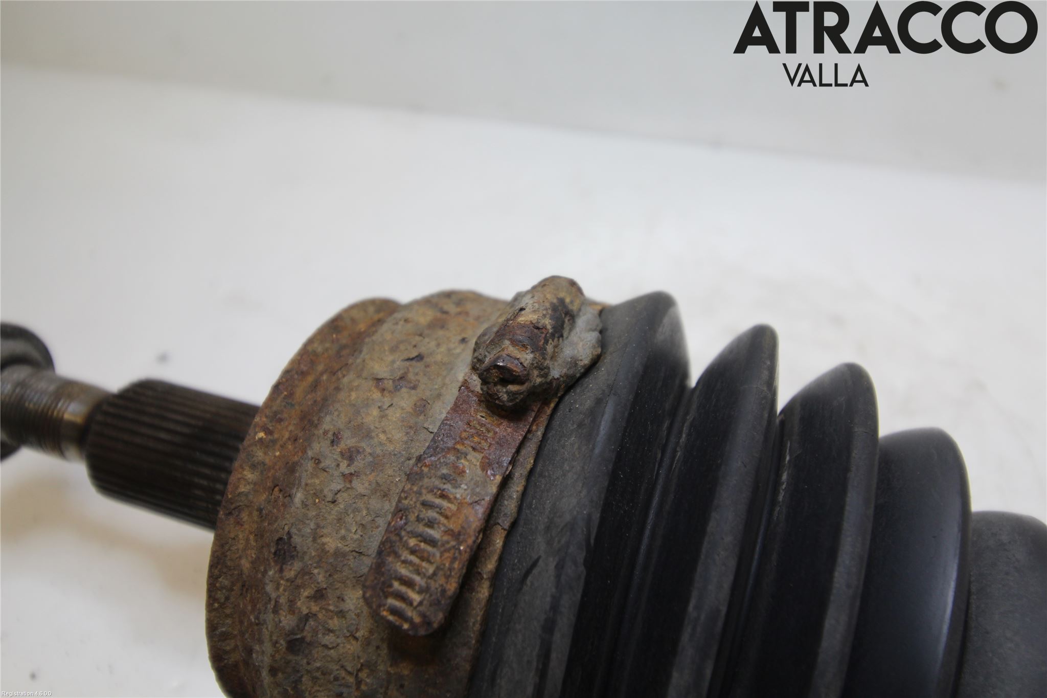 Volkswagen VW TRANSP/CARAVELLE (T5) 04-15 Drivaxel Fram Vänster