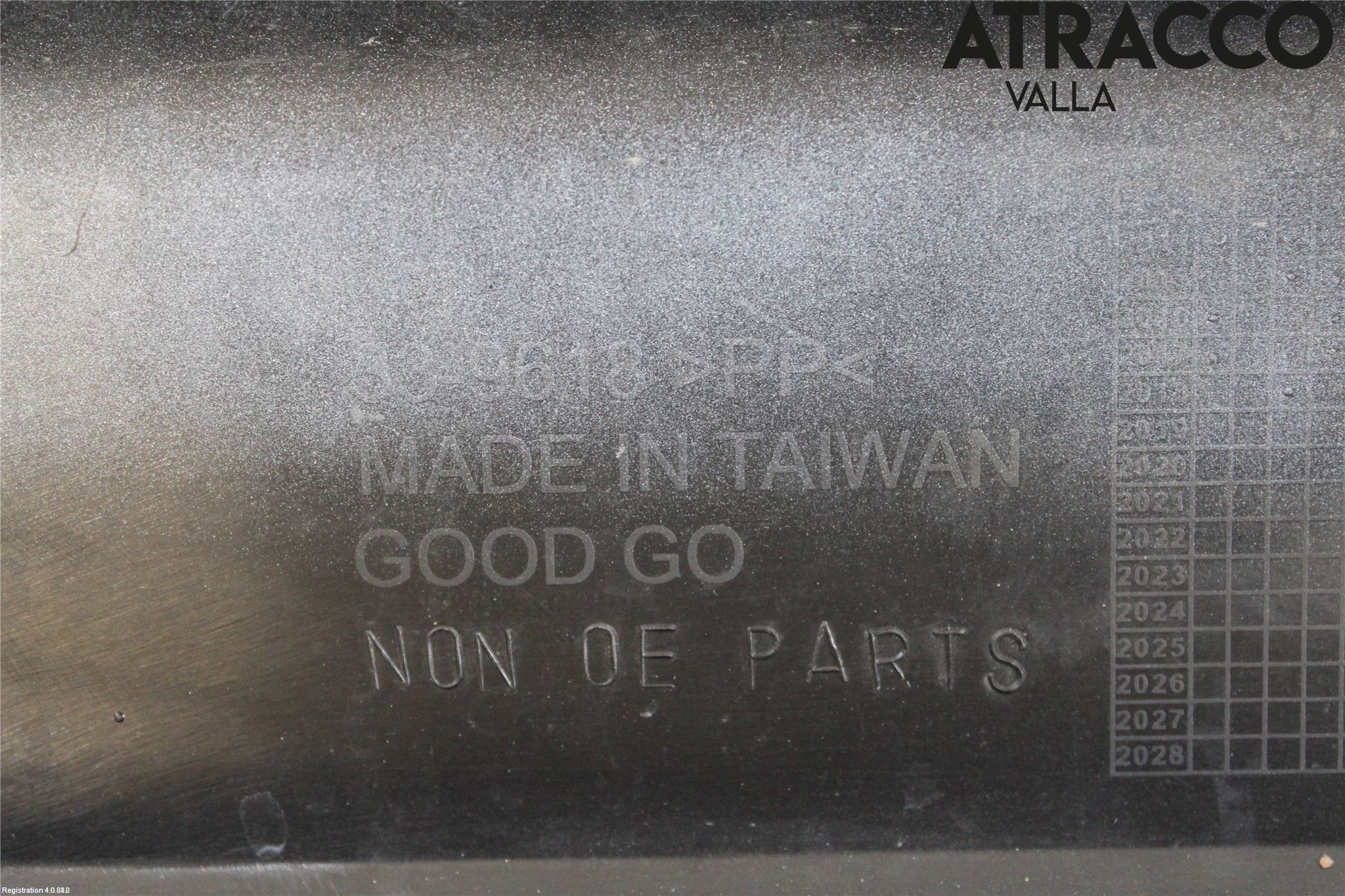 BMW 3 F30/F31/F80 12-19 Sidokjol Vä