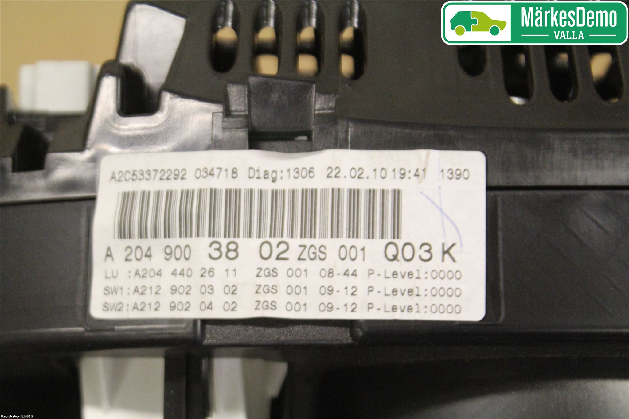 Mercedes-Benz MB C-KLASS (W204) 07-15 Instrument Komb