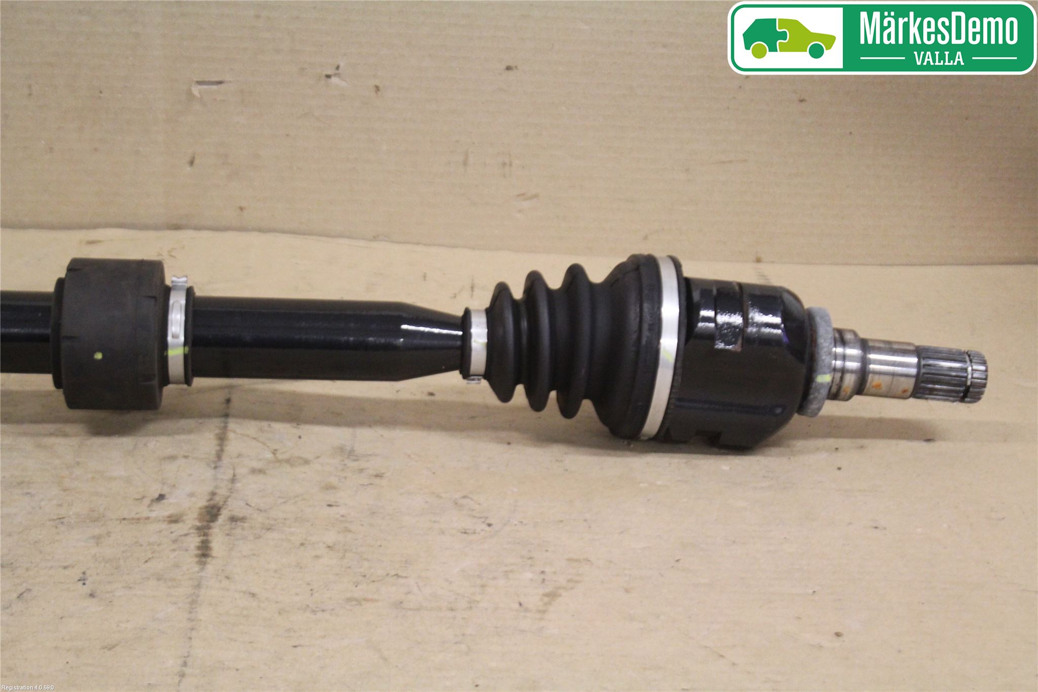 Toyota AURIS 10-12 Drivaxel Fram Höger