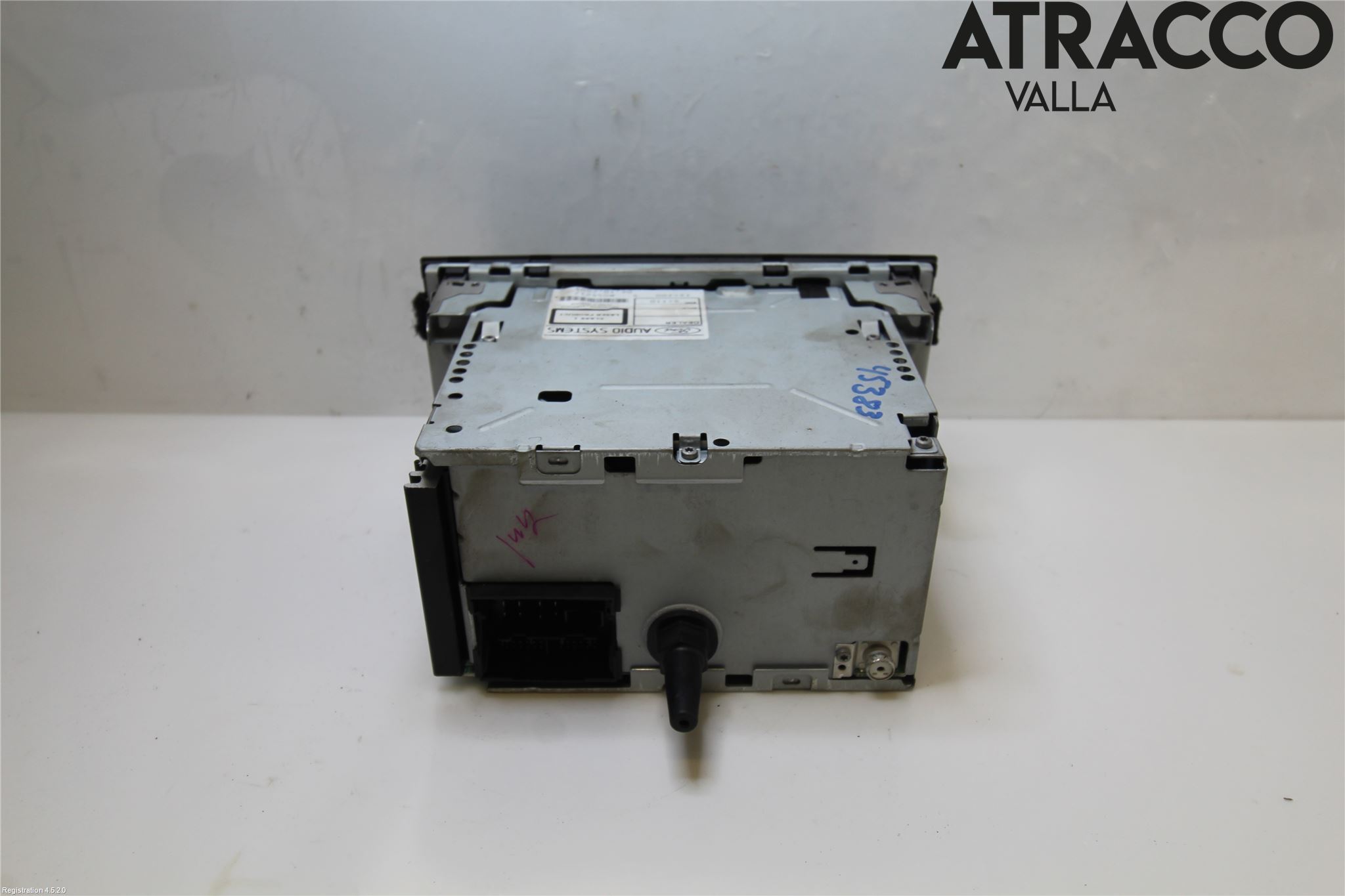 Ford FOCUS     04-07 Radio