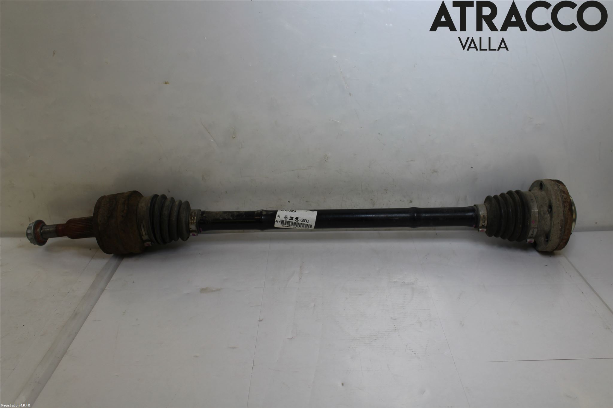 Volkswagen VW TRANSP/CARAVELLE (T6) 16-22 Drivaxel Bak Höger