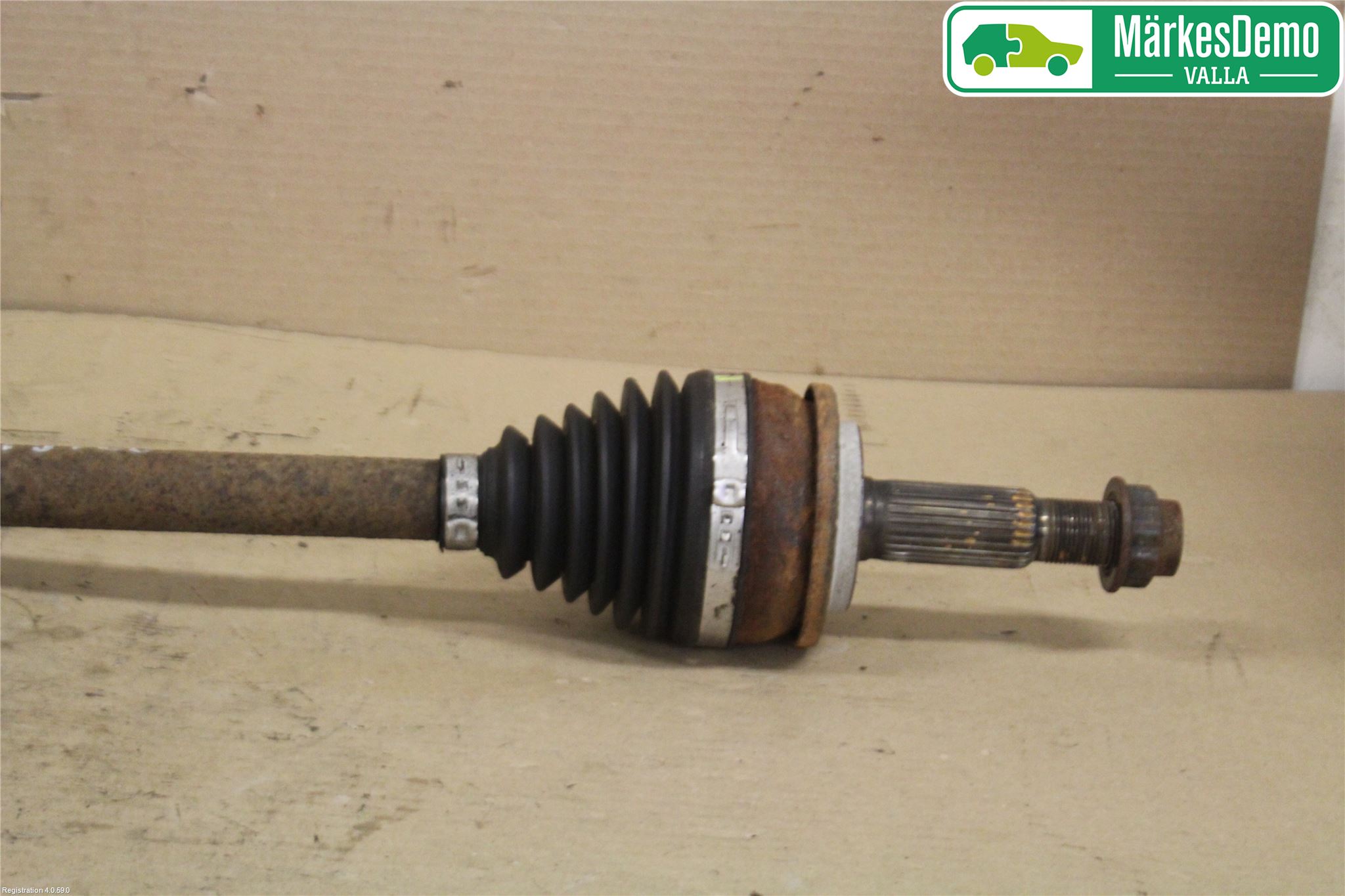 Toyota AURIS 10-12 Drivaxel Fram Vänster