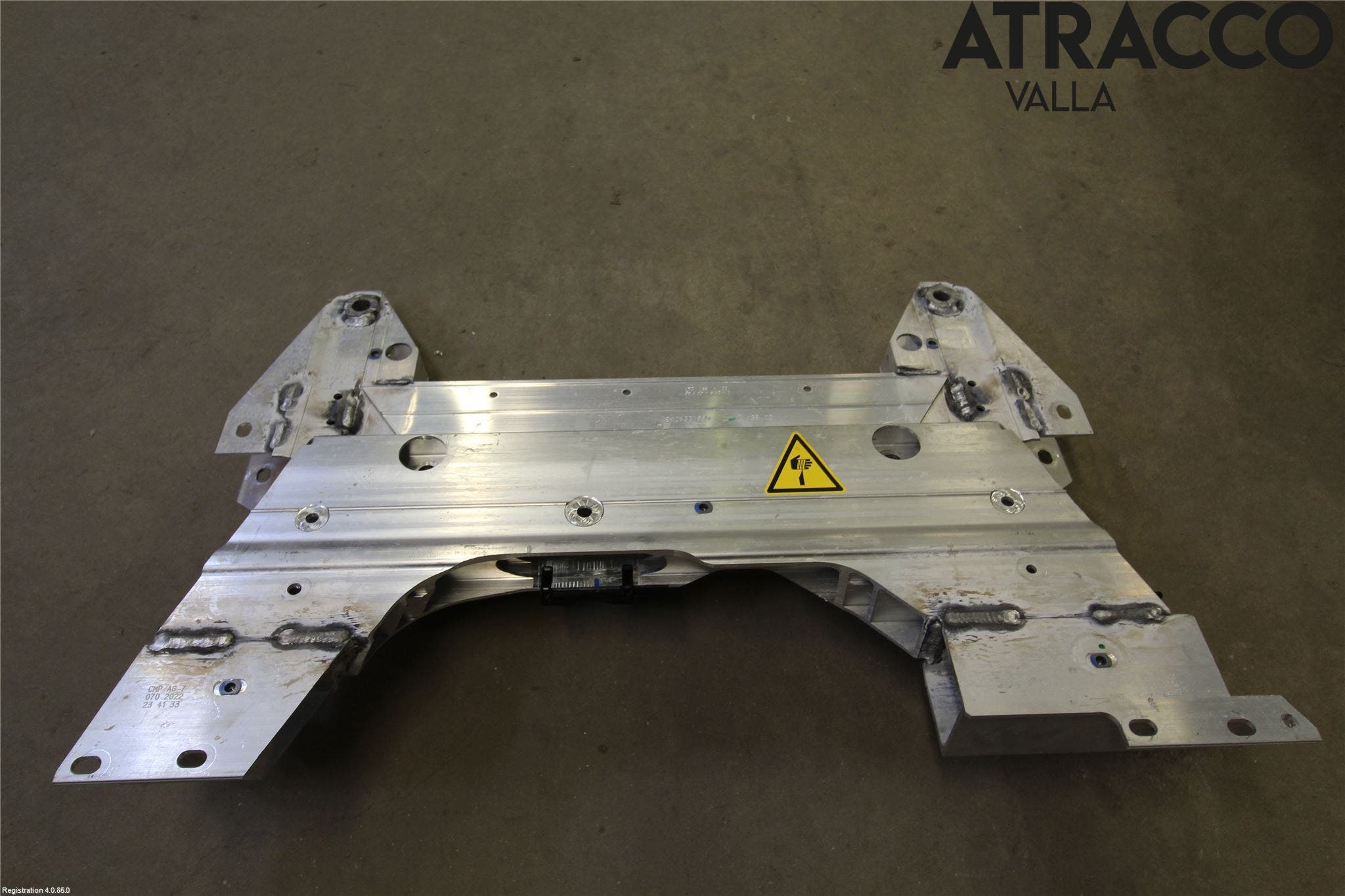 Peugeot 2008/E-2008 20- Framvagnsbalk