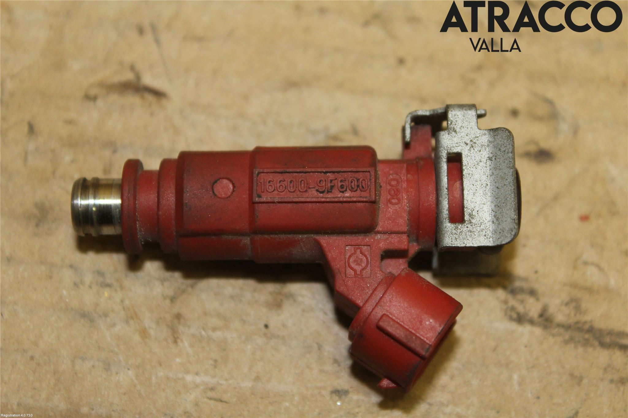 Nissan ALMERA    00-06 Injspridare